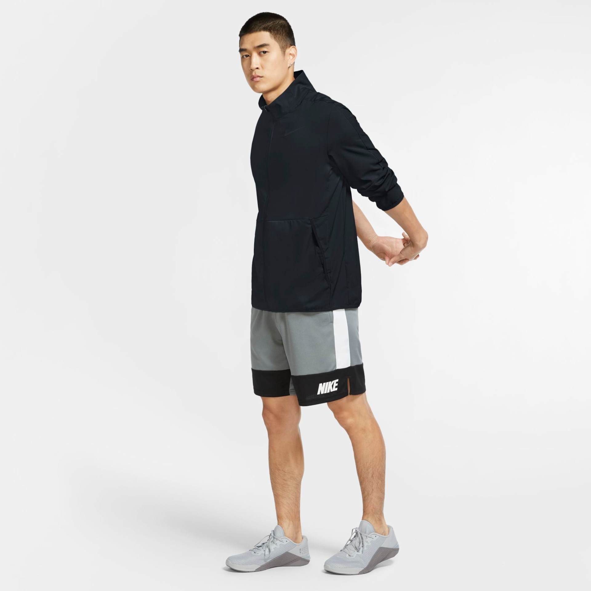 Jaqueta Nike Dri-FIT Woven Masculina - Foto 3