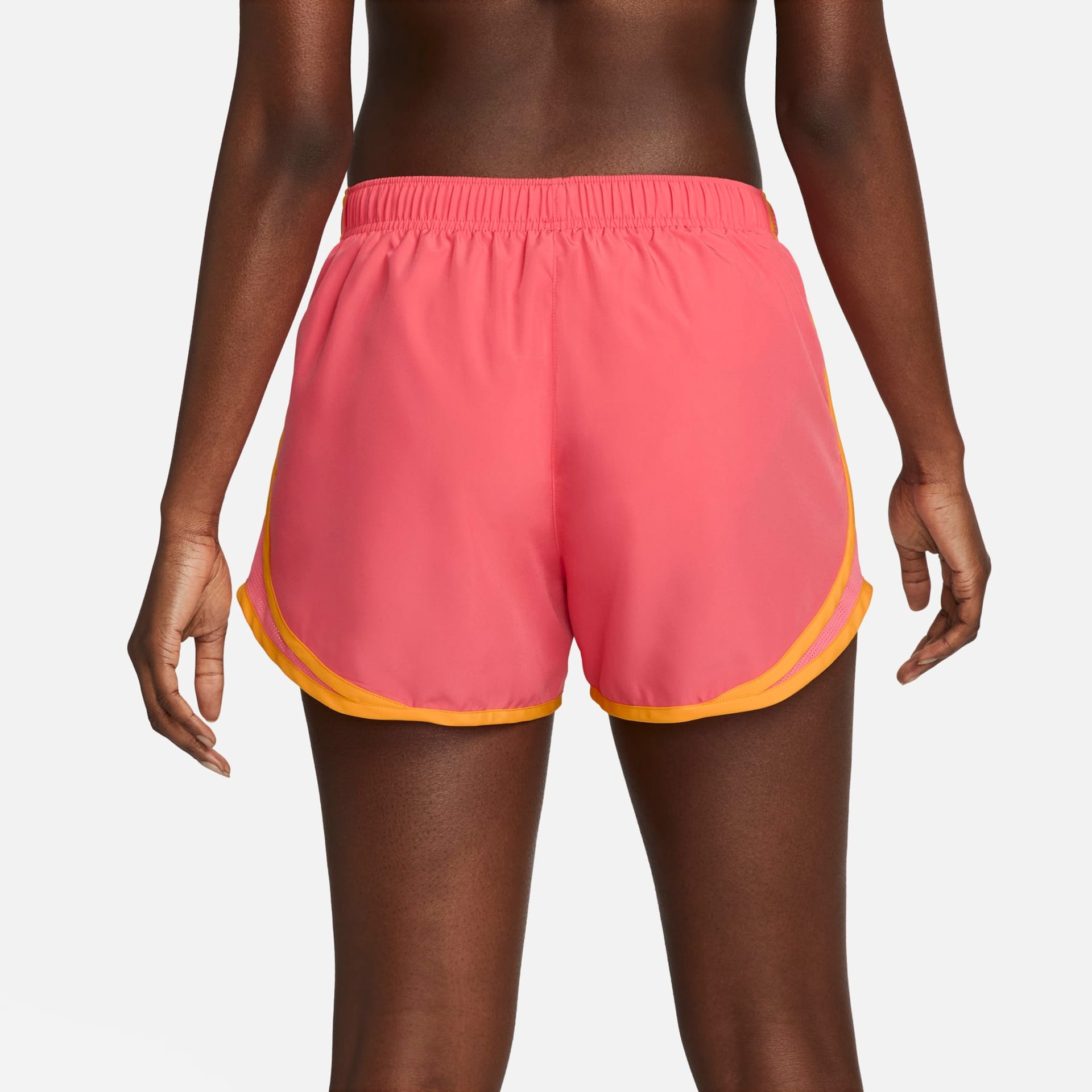 Shorts Nike Dri-FIT Tempo Feminino - Foto 3