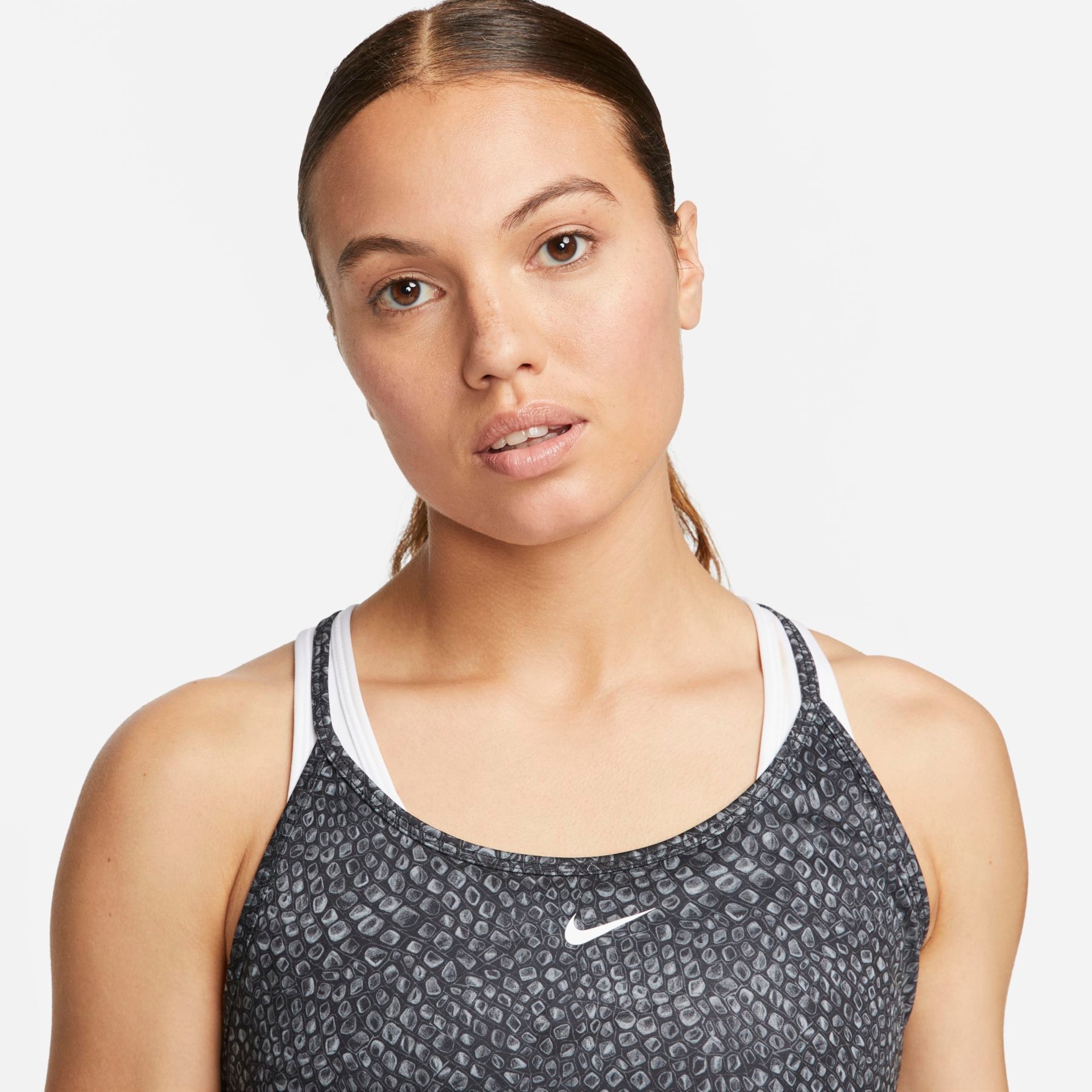 Regata Nike Dri-FIT One Feminina - Foto 3