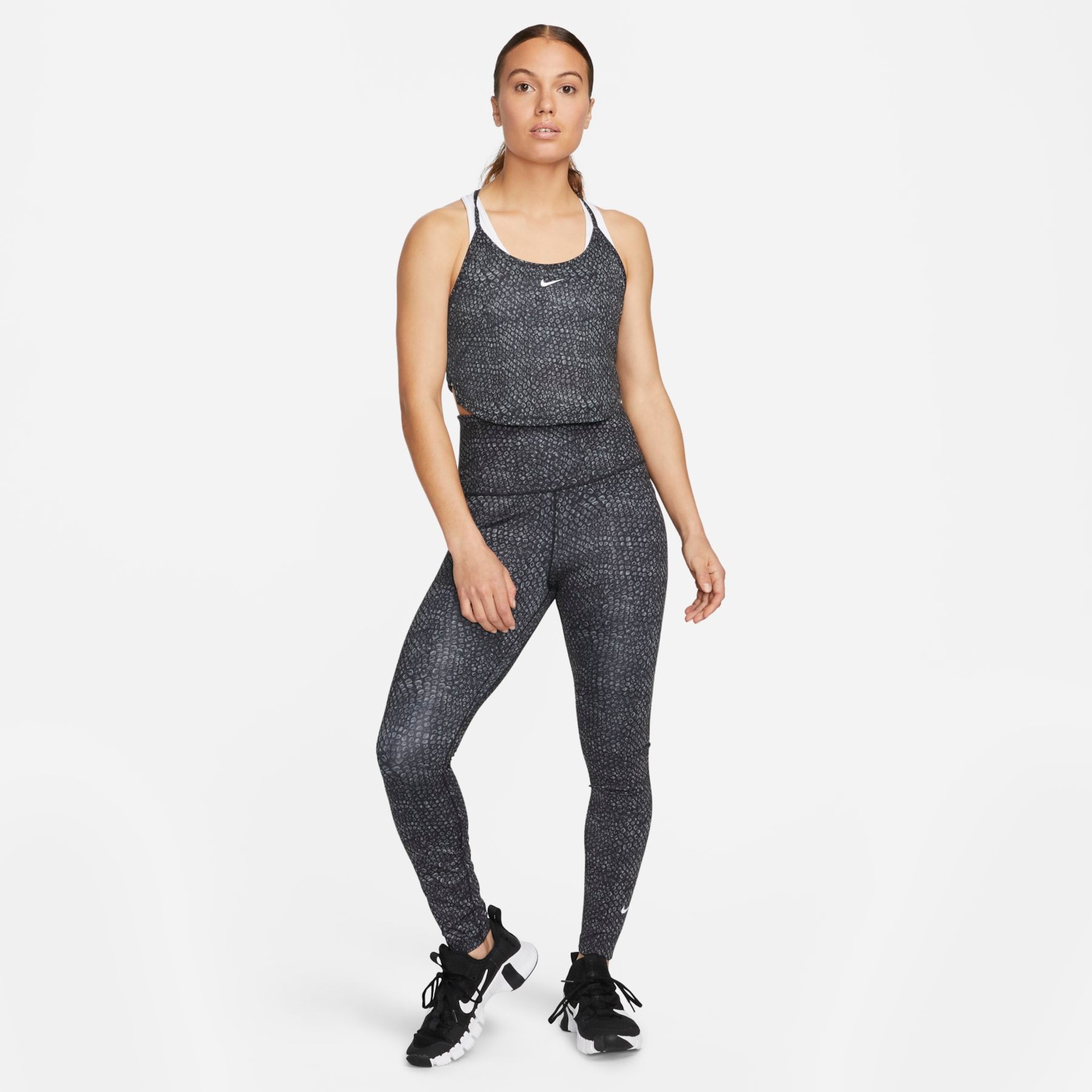 Regata Nike Dri-FIT One Feminina - Foto 6