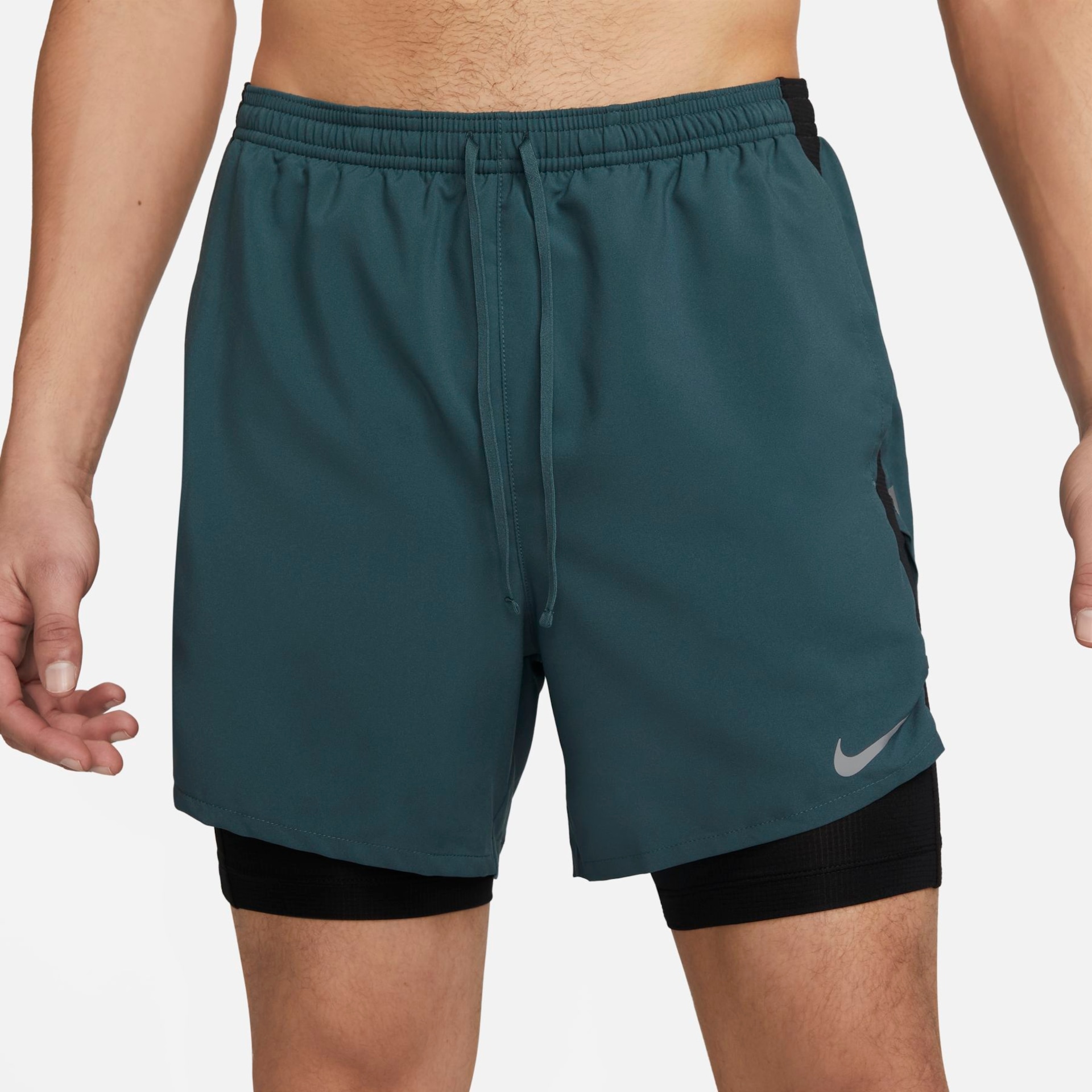 Shorts Nike Dri-FIT Run Division Stride Masculino - Foto 2