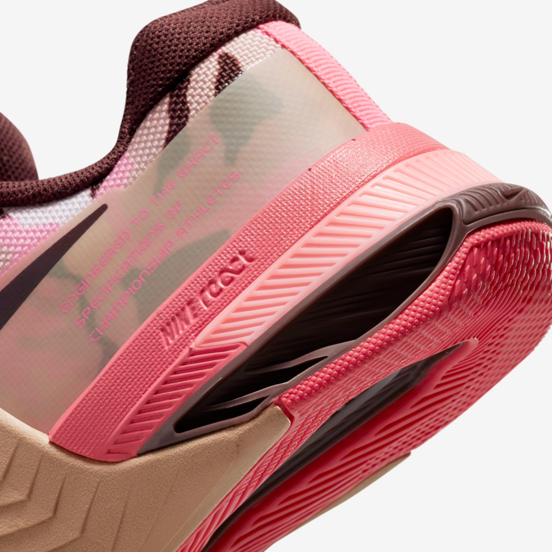 Tênis Nike Metcon 8 AMP Feminino - Foto 8