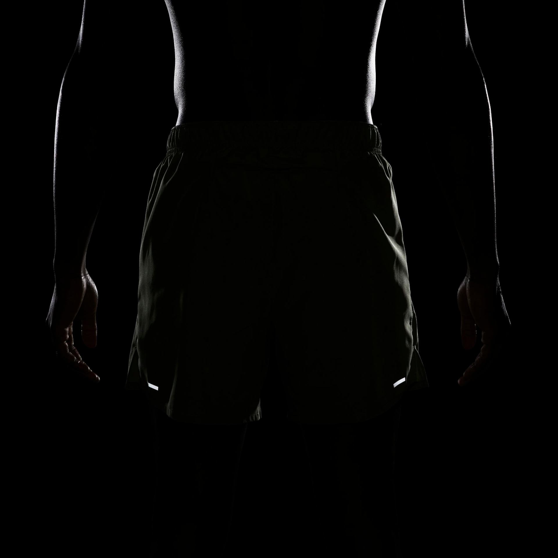 Shorts Nike Dri-FIT Run Division Challenger Masculino - Foto 10