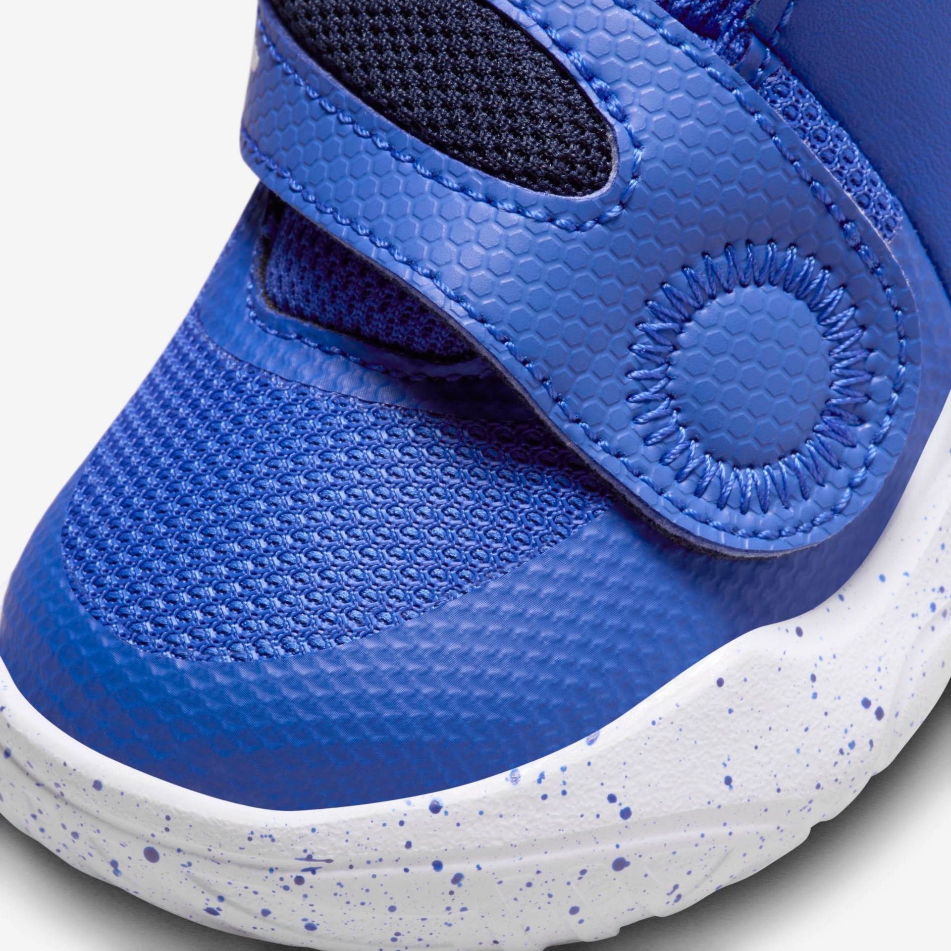 Tênis Nike Team Hustle D11 Infantil - Foto 7