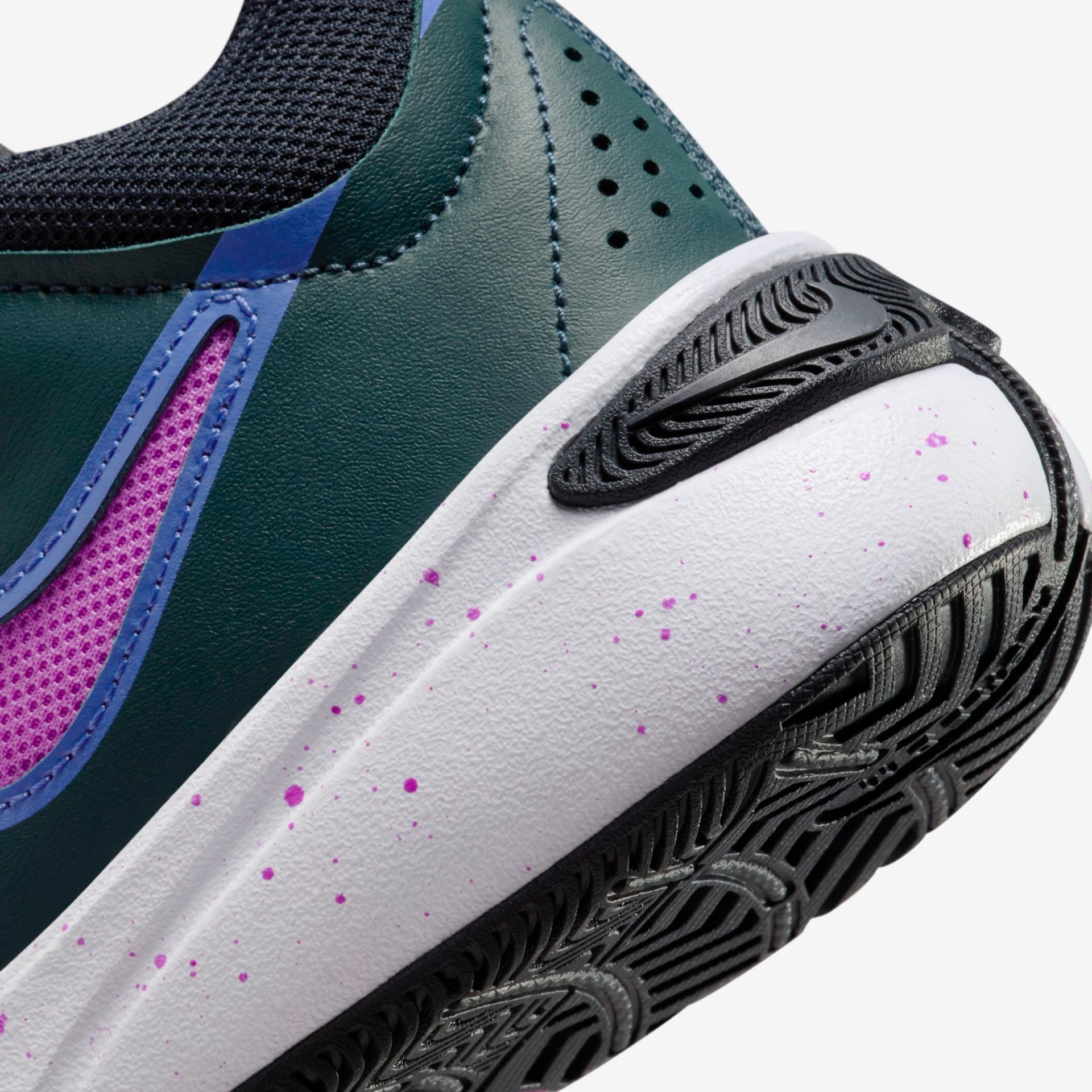 Tênis Nike Team Hustle D 11 Infantil - Foto 8