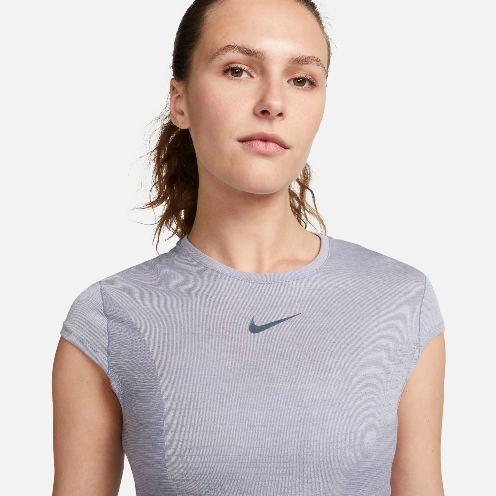 Camiseta Nike Dri-FIT Run Division Feminina - Foto 3