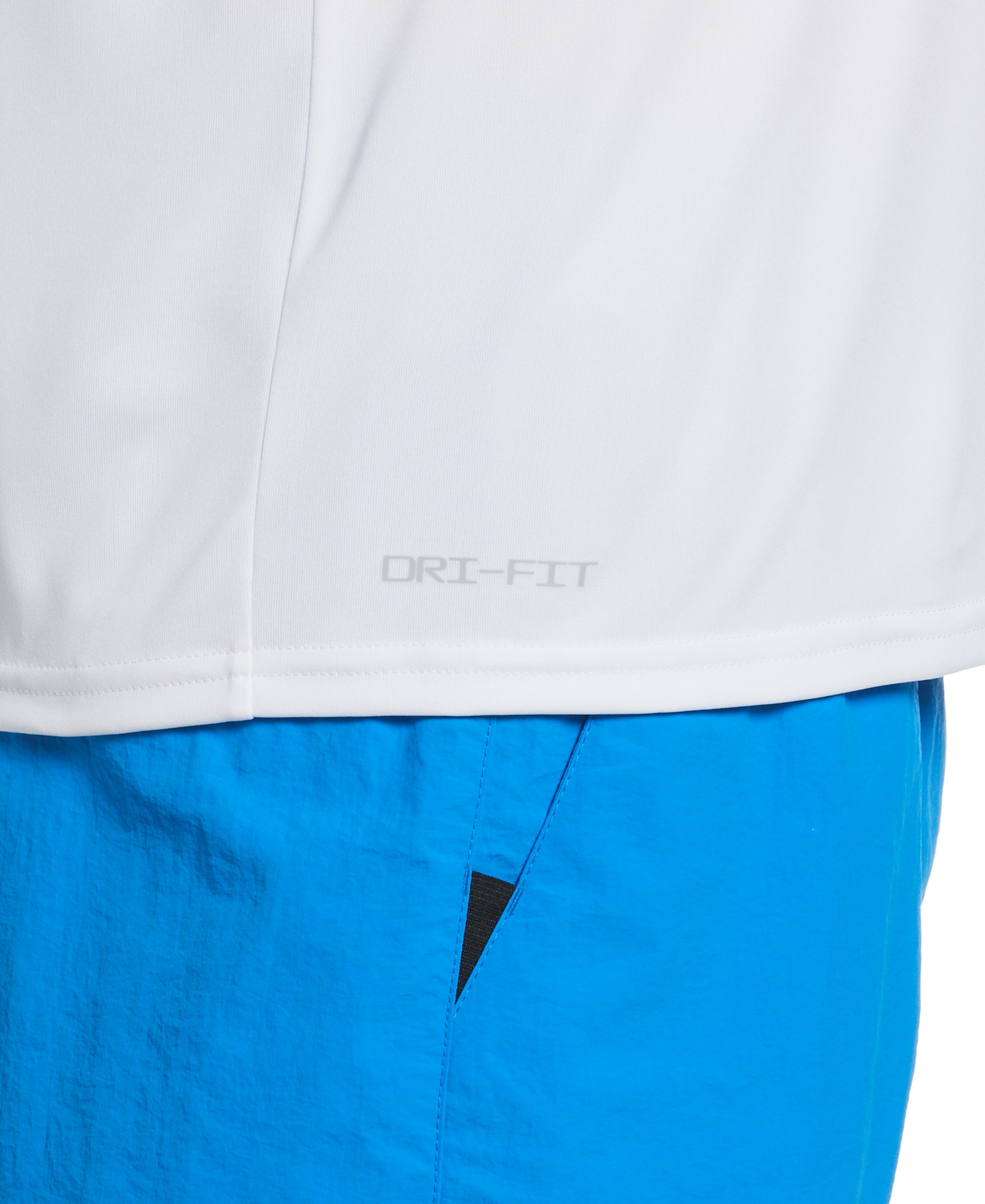 Camiseta Nike Essential UV Hydroguard Masculina - Foto 2