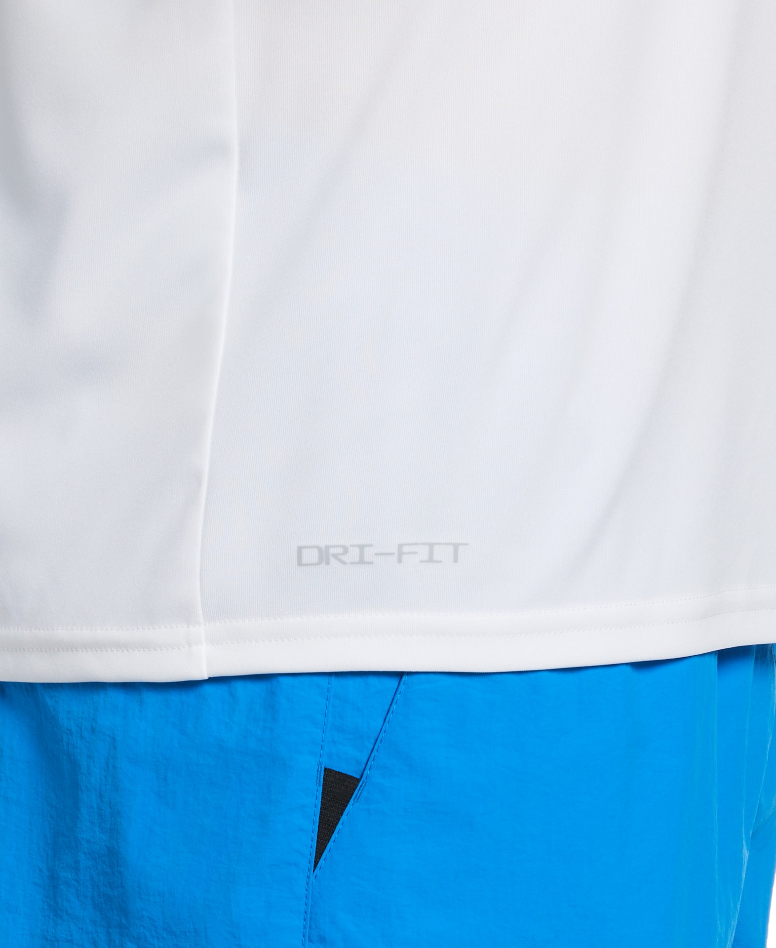 Camiseta Nike Essential UV Hydroguard Masculina - Foto 2