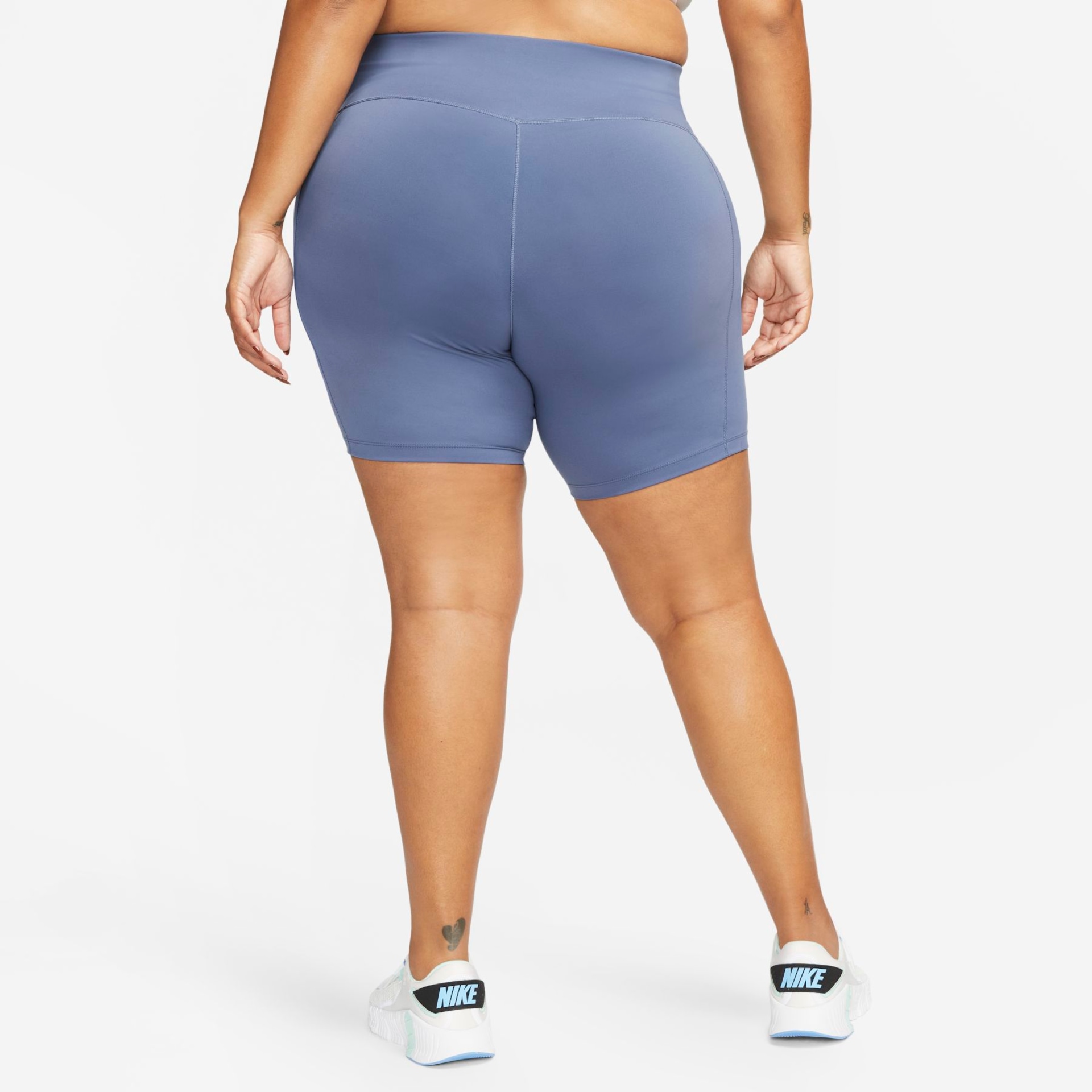 Plus Size - Shorts Nike One Feminino - Foto 2