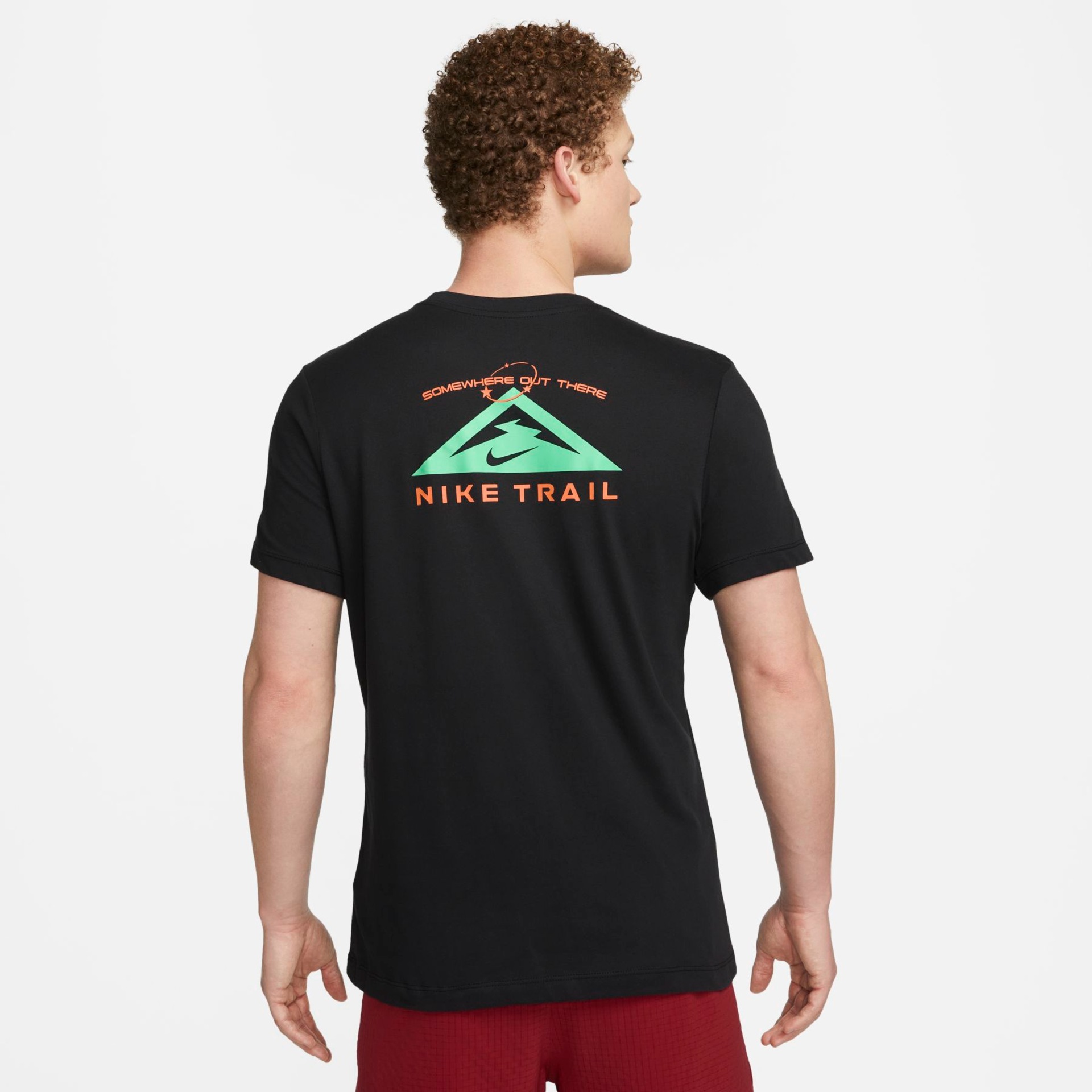 Camiseta Nike Trail Dri-FIT Masculina - Foto 2