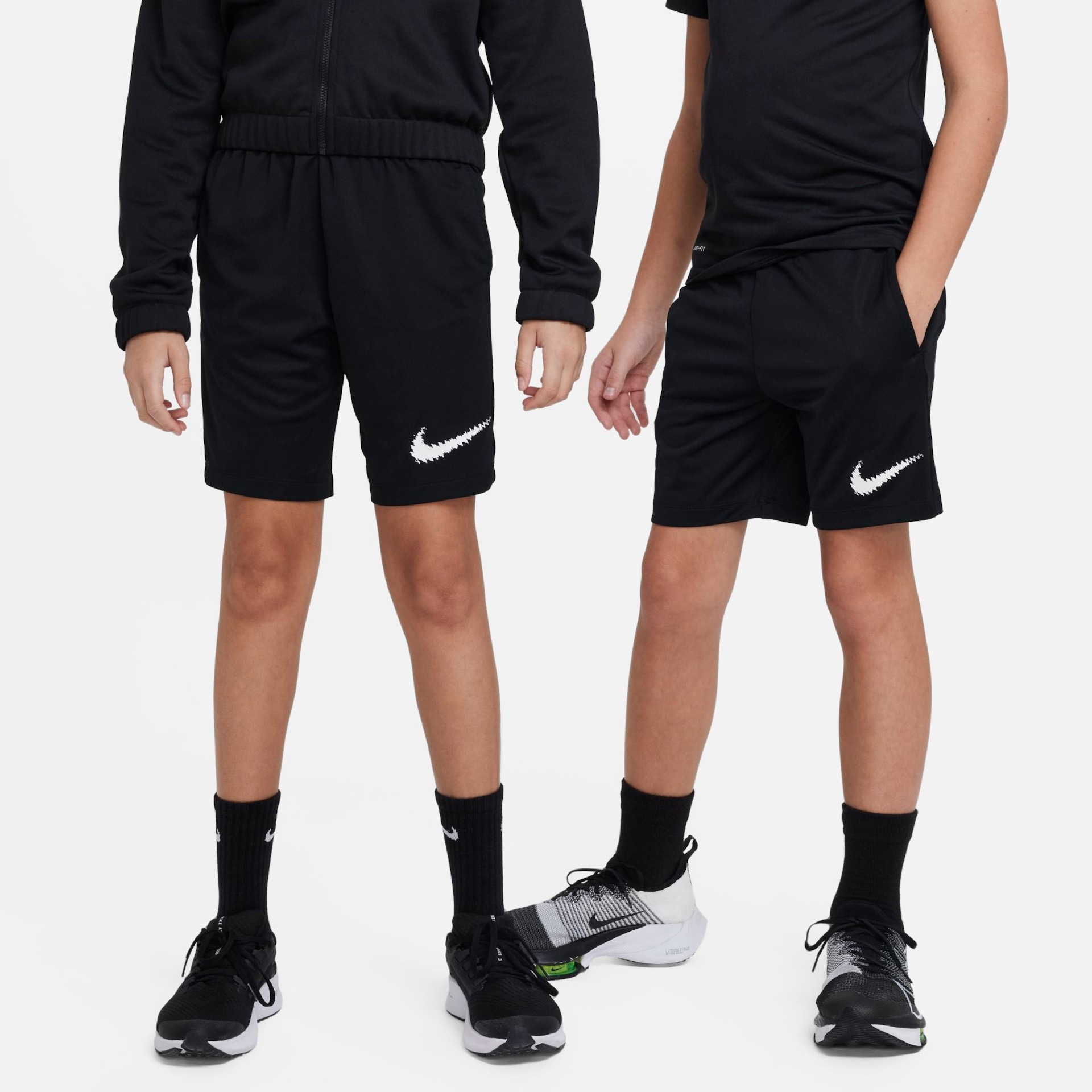 Imagem principal de Shorts Nike Dri-FIT Trophy23 Infantil