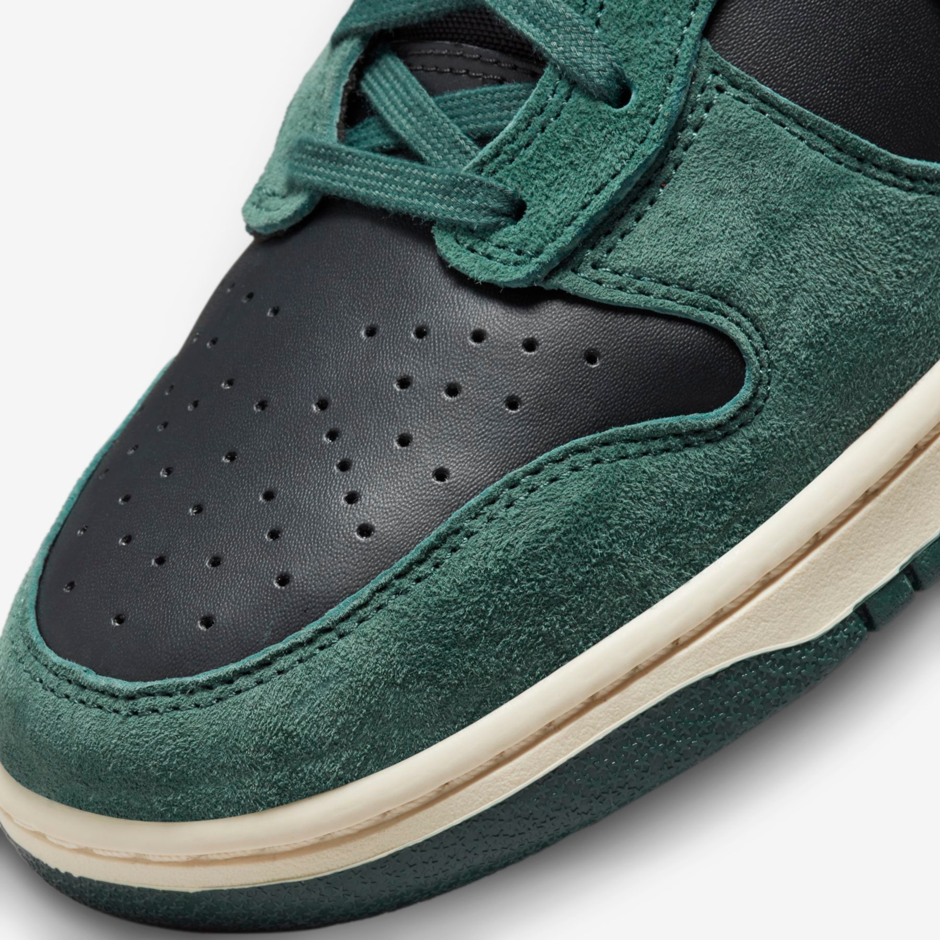 Tênis Nike Dunk HI Retro Masculino - Foto 7