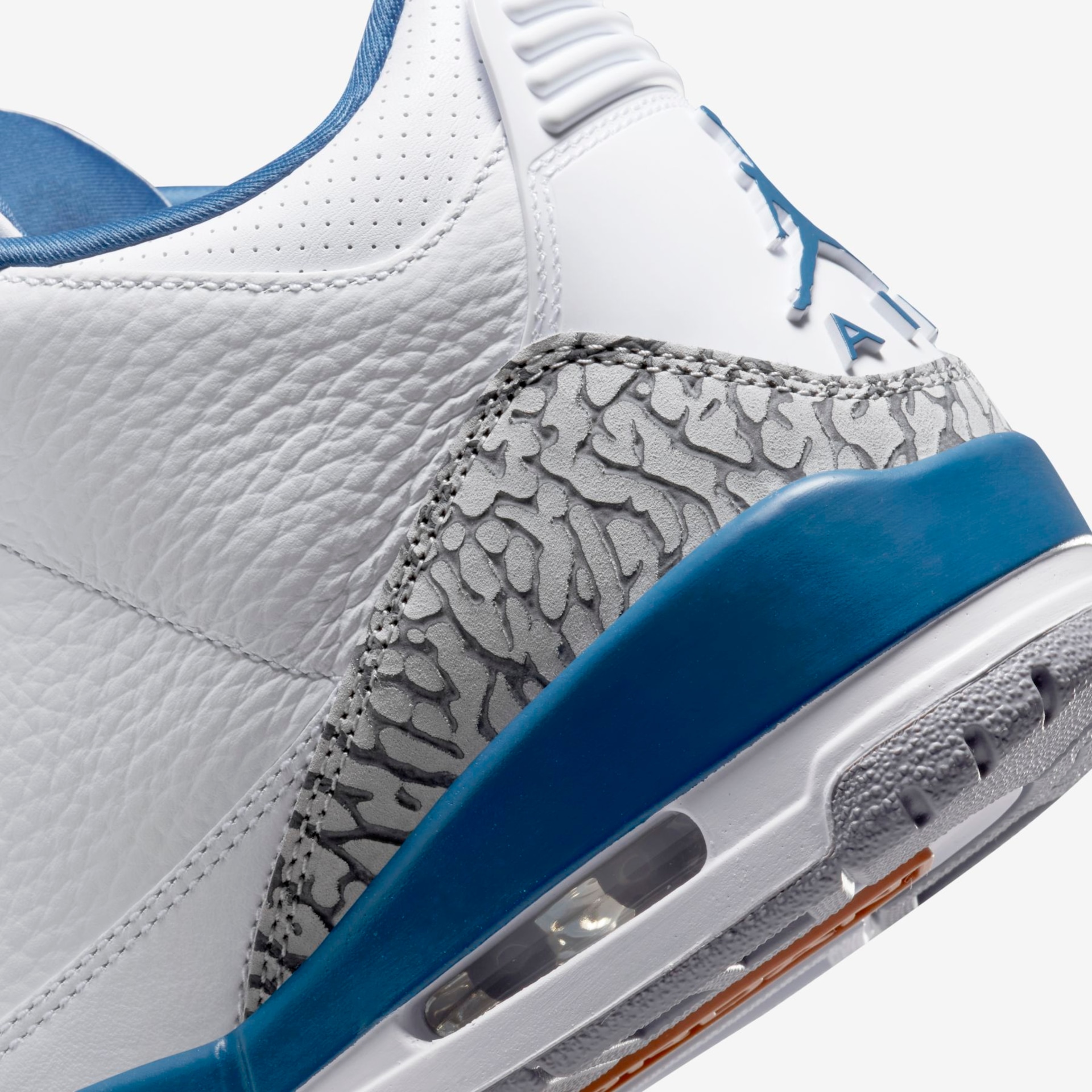 AIR JORDAN 3 RETRO - Foto 8