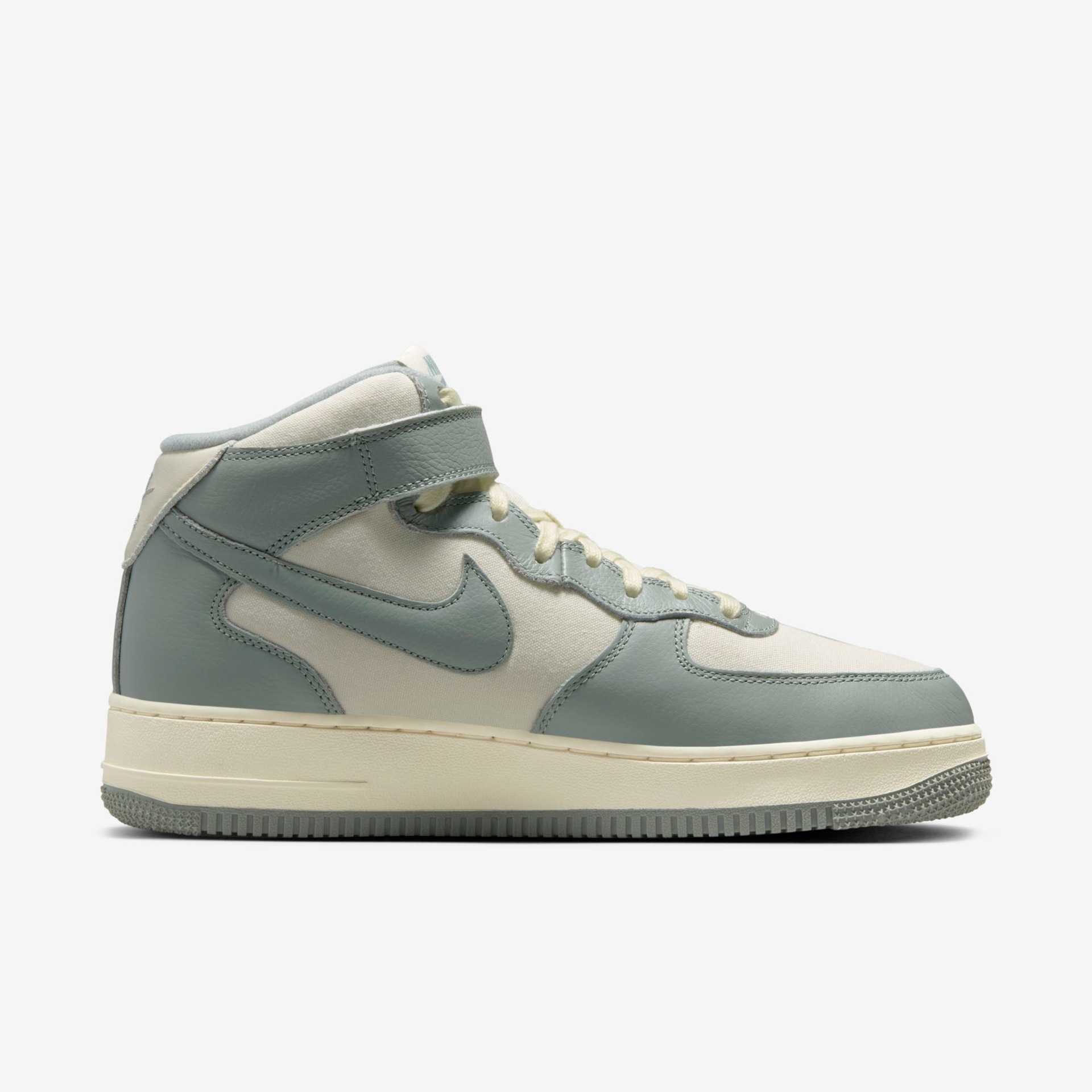 Air Force 1 Mid - Foto 3