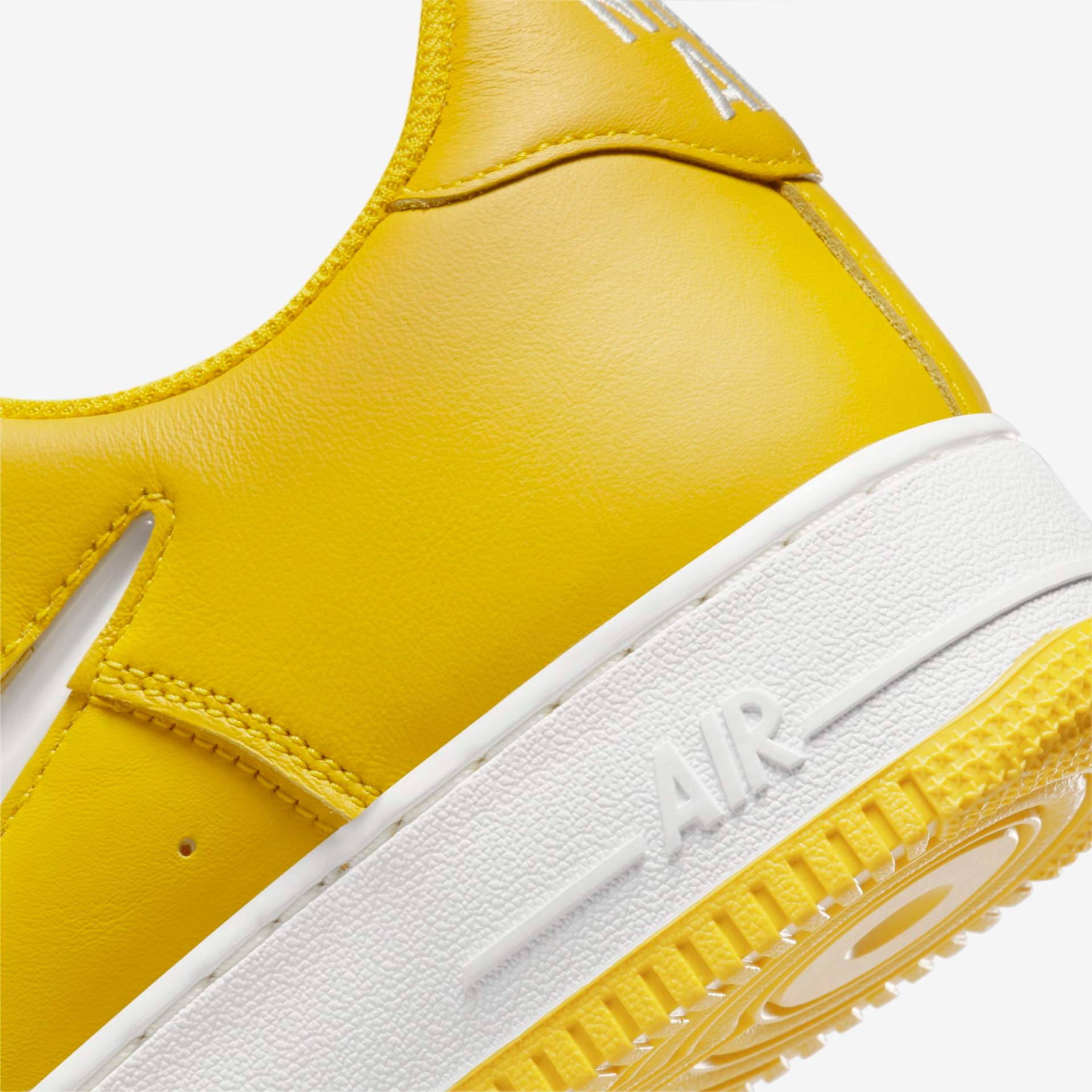 Air Force 1 Low Retro Color Of The Month - Foto 8