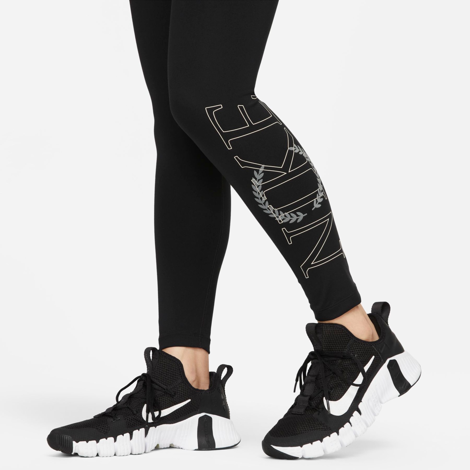 Legging Nike Dri-FIT One Feminina - Foto 6