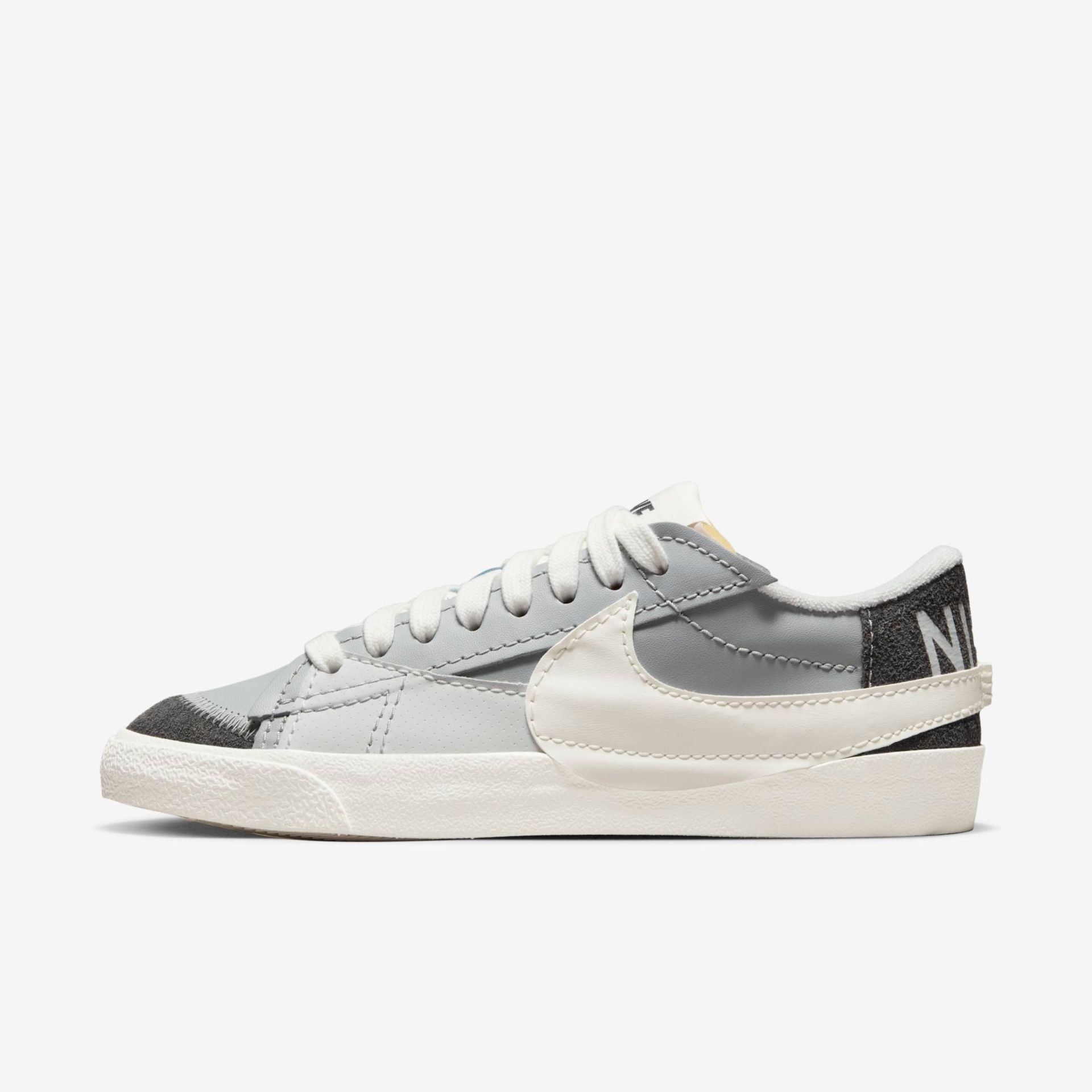 Tênis Nike Blazer Low "77 Jumbo Masculino - Foto 1