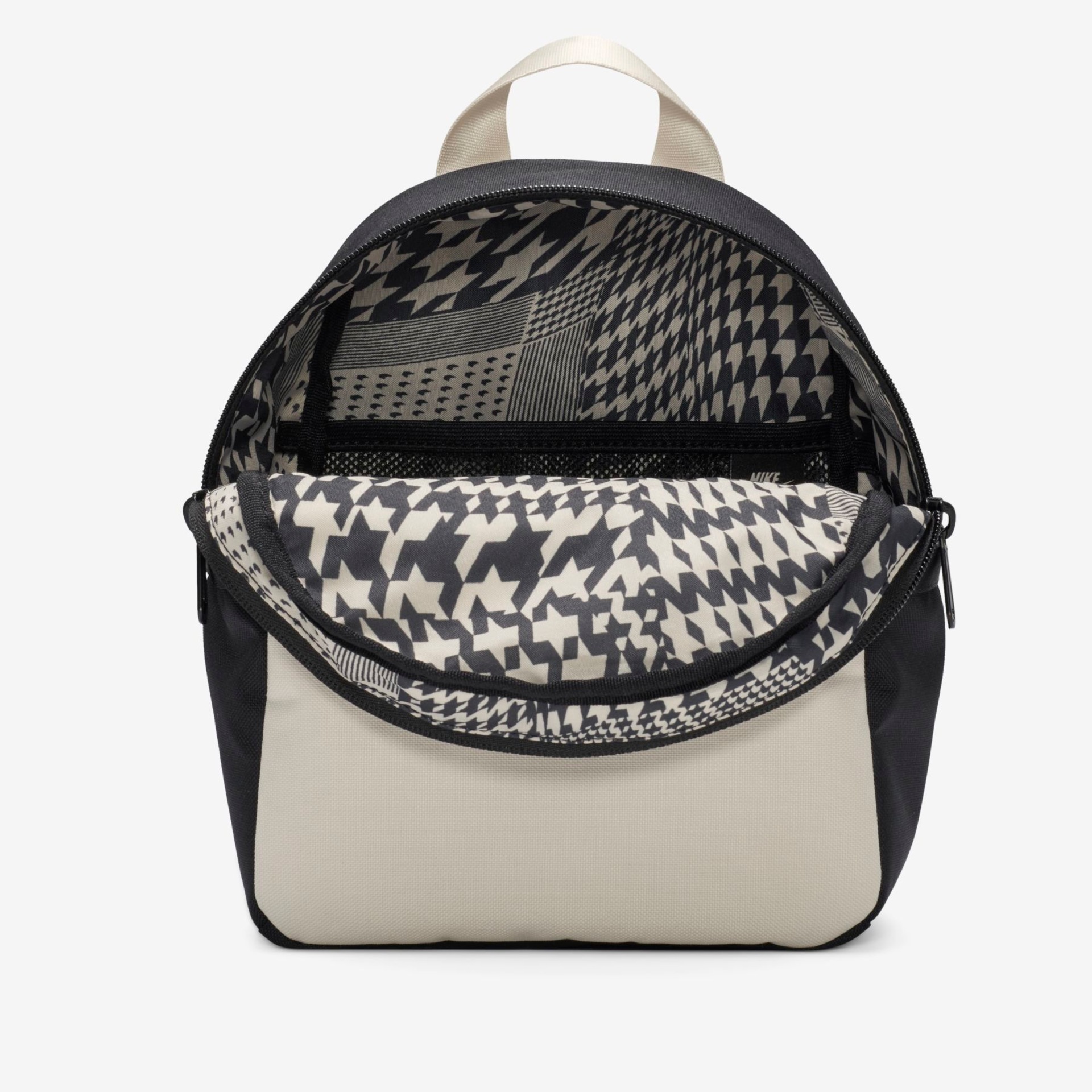 Mochila Nike Sportswear Futura Feminina - Foto 5