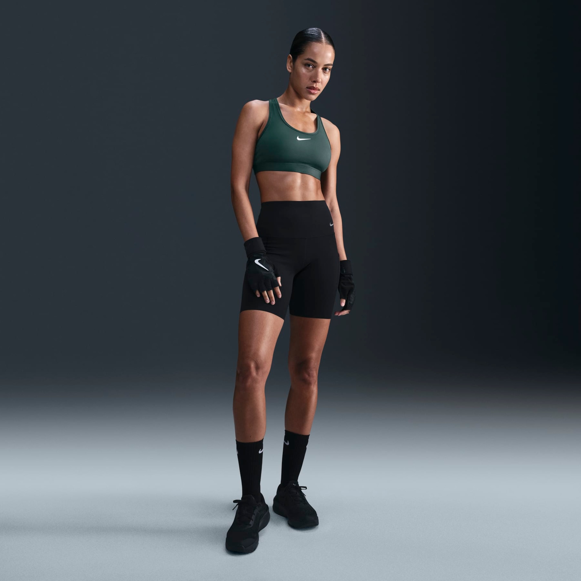 Top Nike Swoosh Feminino - Foto 4