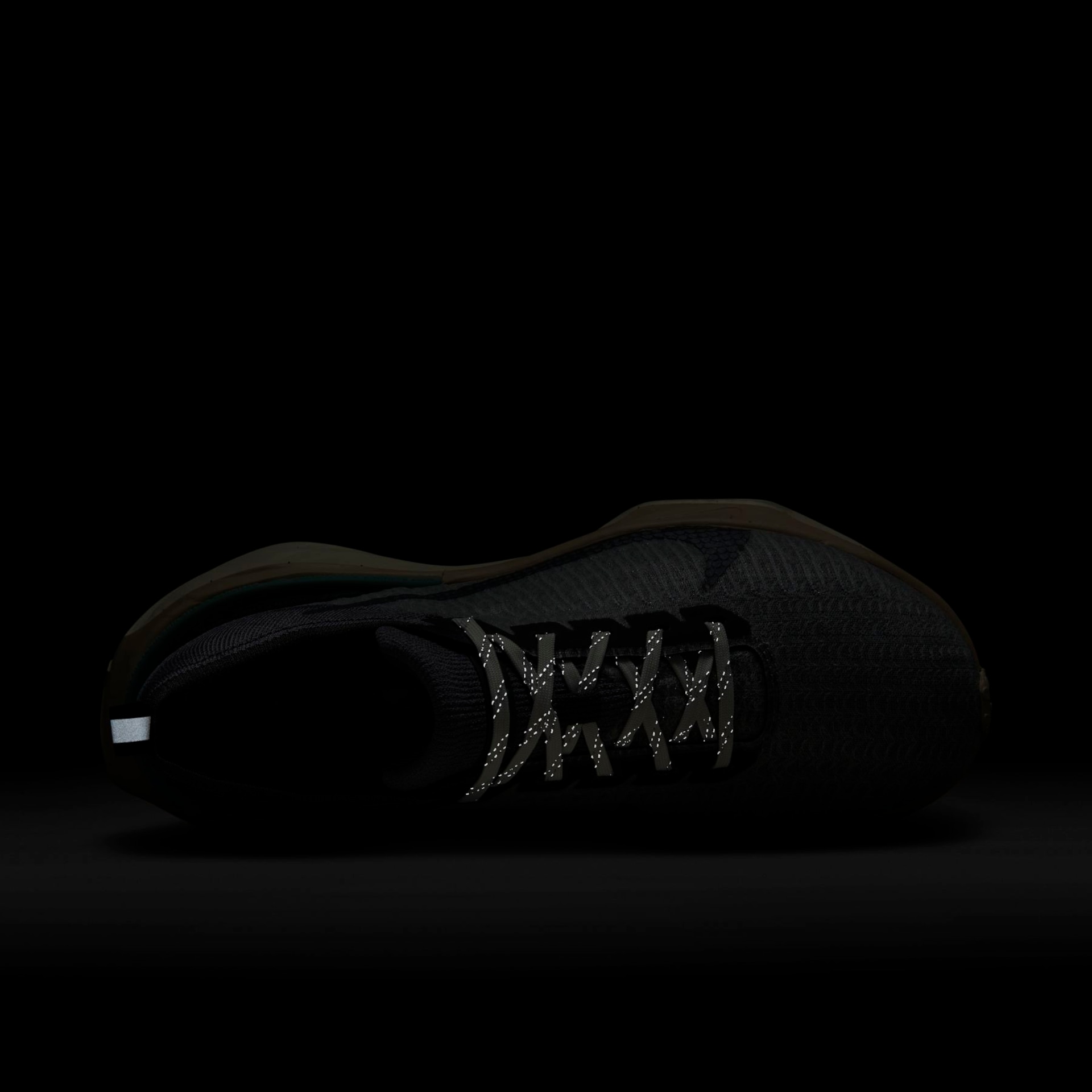 Tênis Nike ZoomX Invincible Run Flyknit 3 Masculino - Foto 9