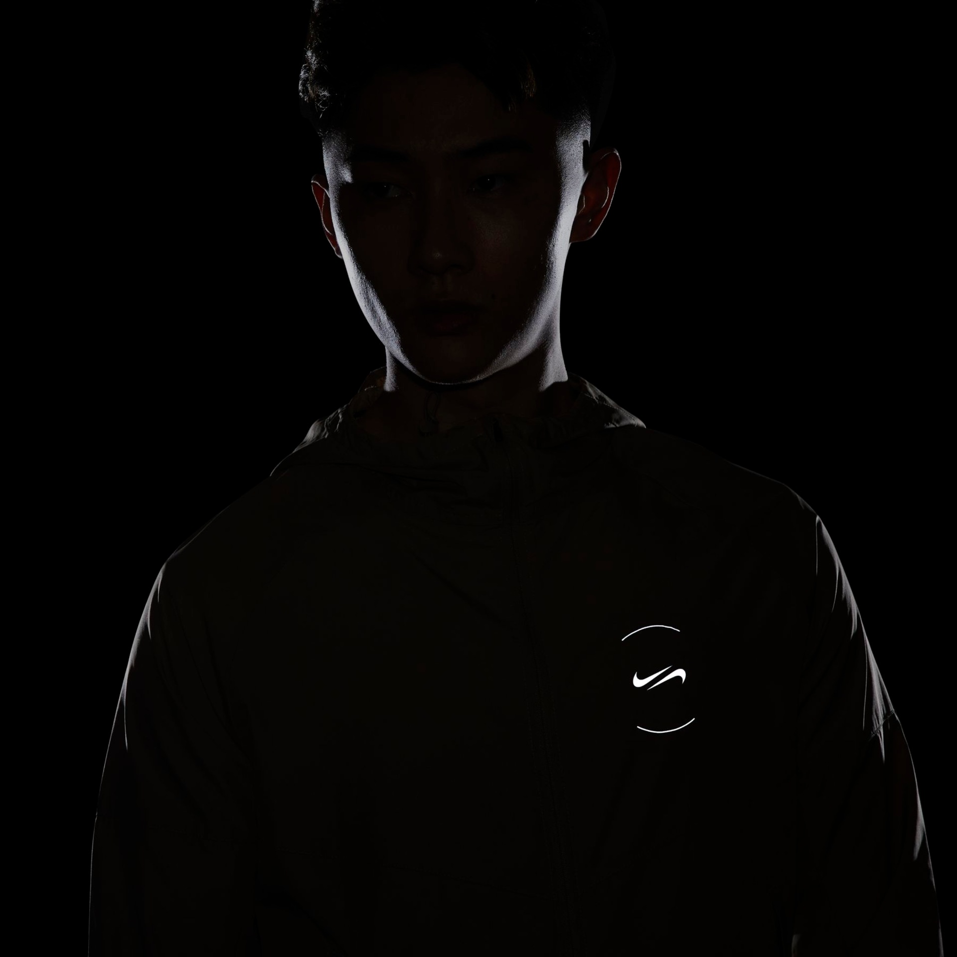 Jaqueta Nike Repel Miler Masculina - Foto 11