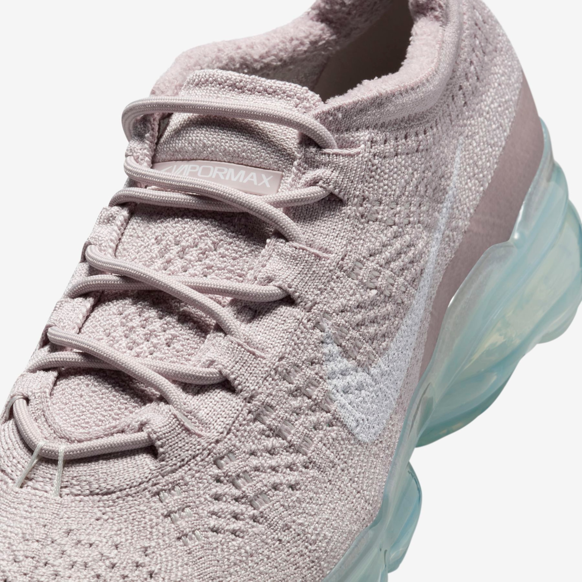 Tênis Nike Air VaporMax Flyknit Feminino - Foto 8