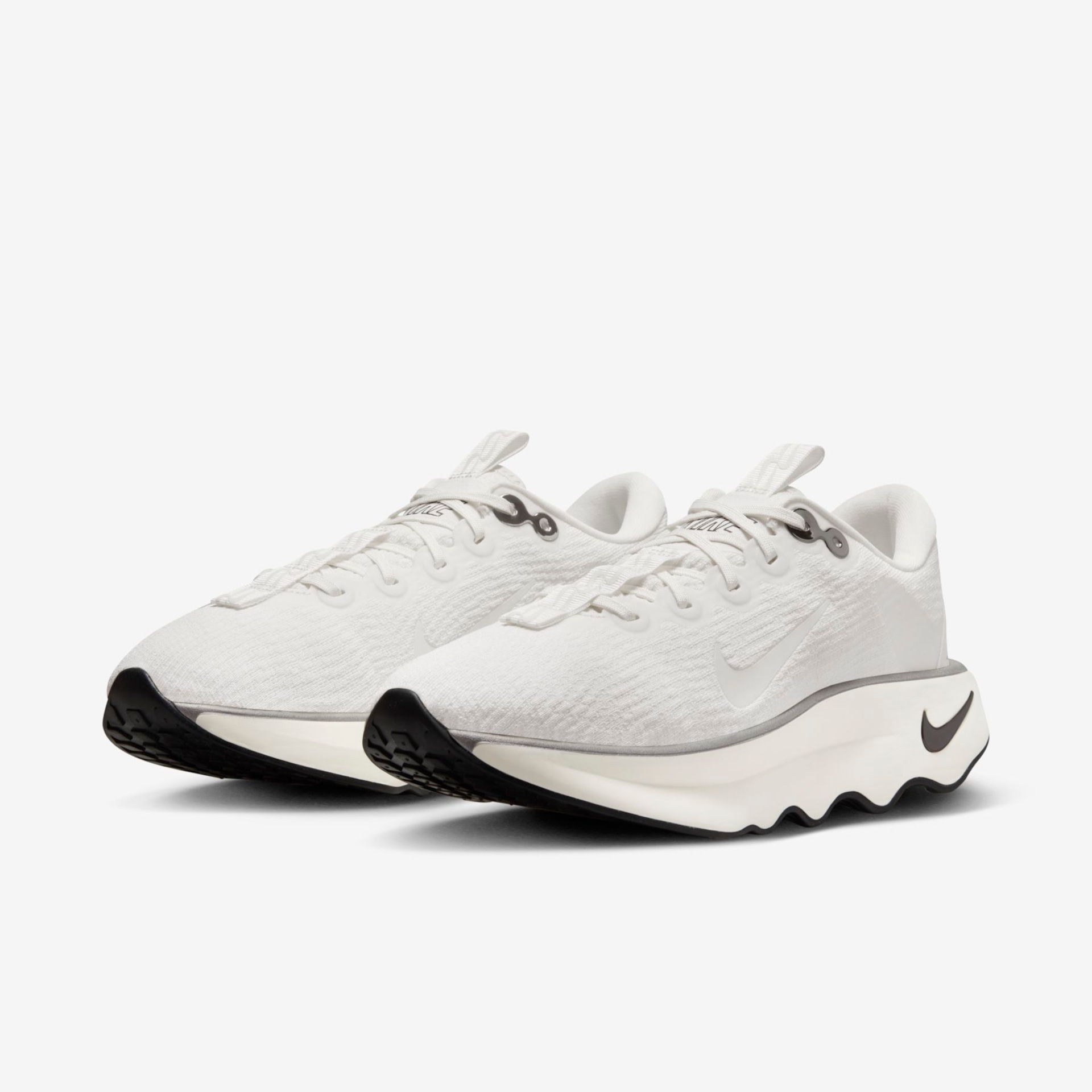 Tênis Nike Motiva Feminino - Foto 6