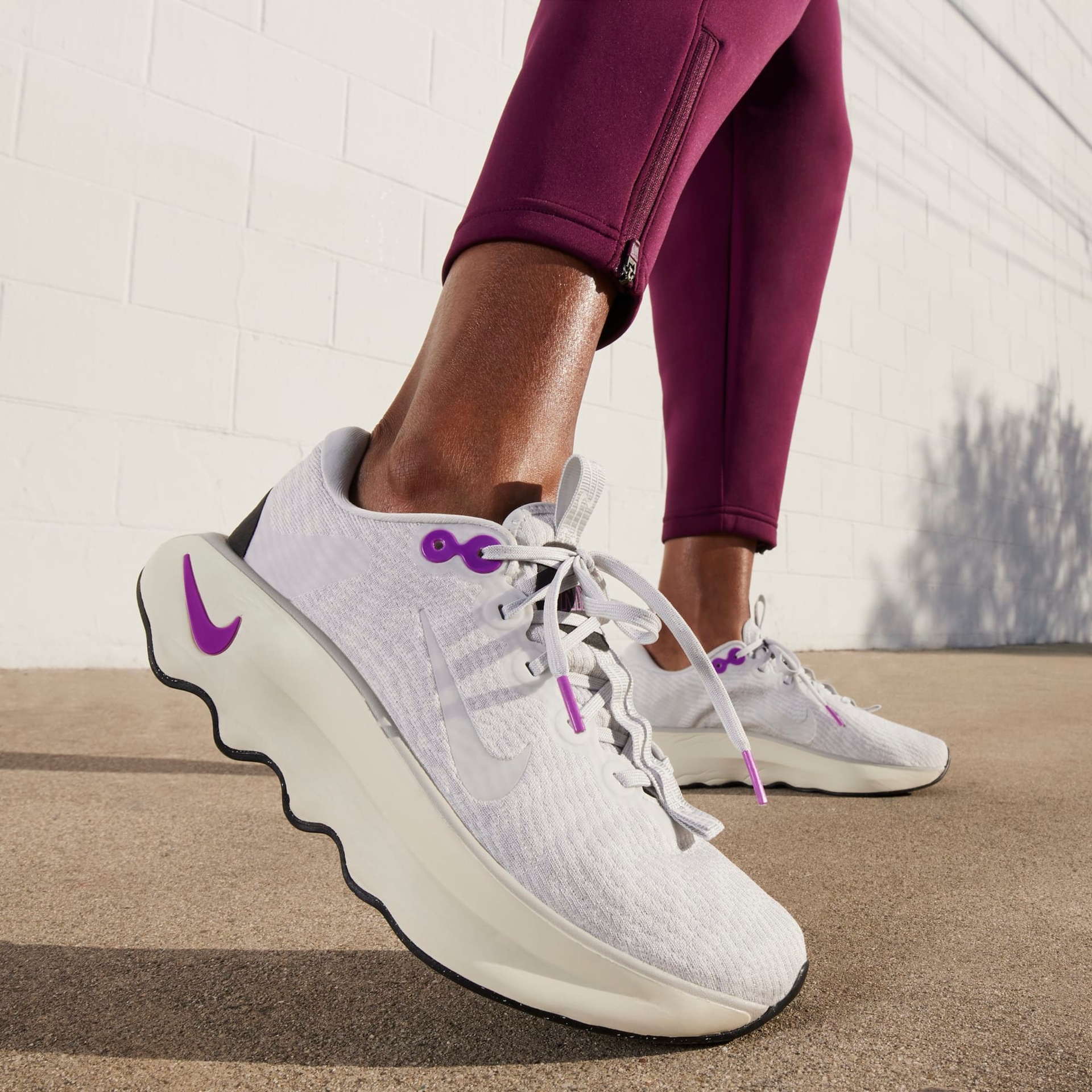 Tênis Nike Motiva Feminino - Foto 10