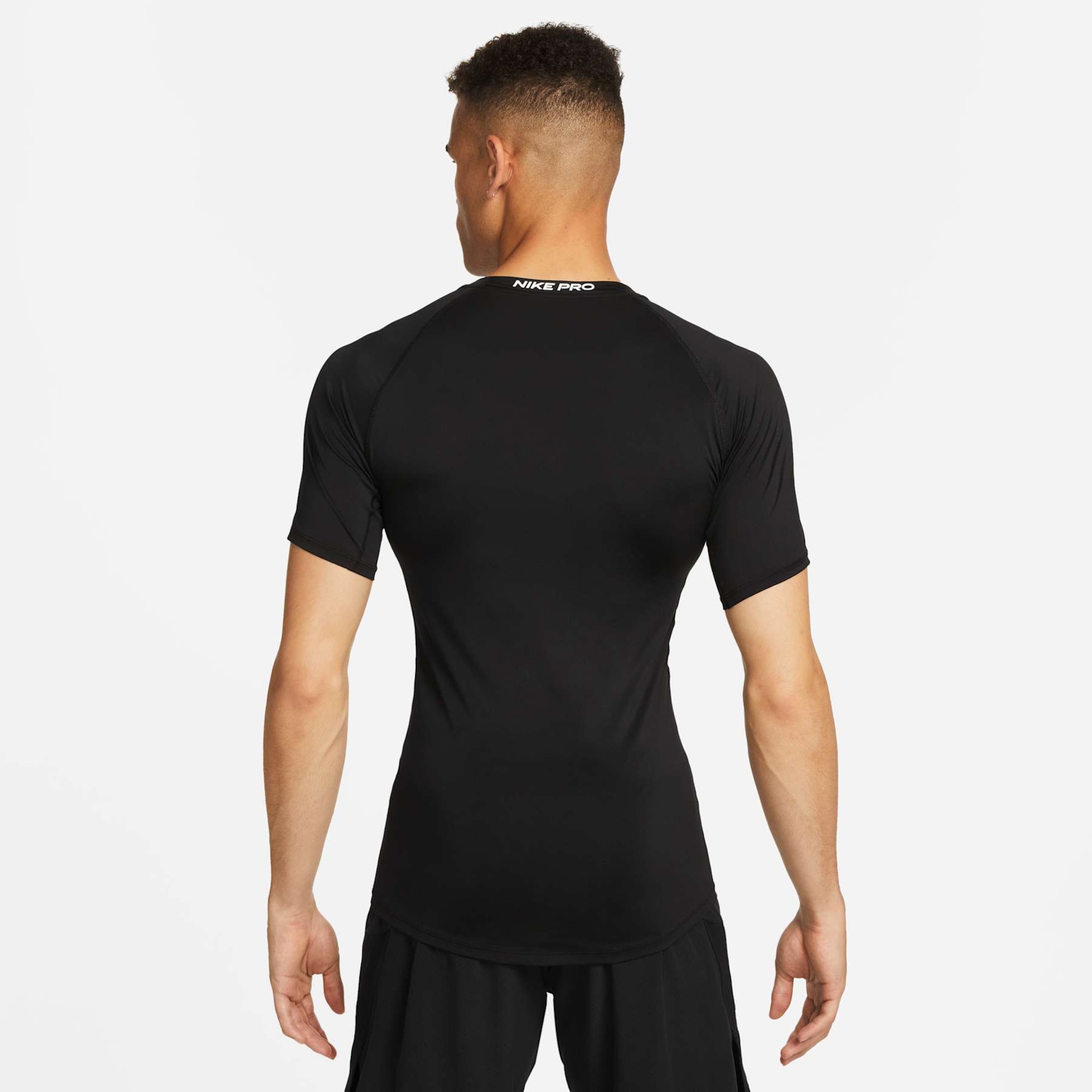 Camiseta Nike Pro Dri-FIT Masculina - Foto 7
