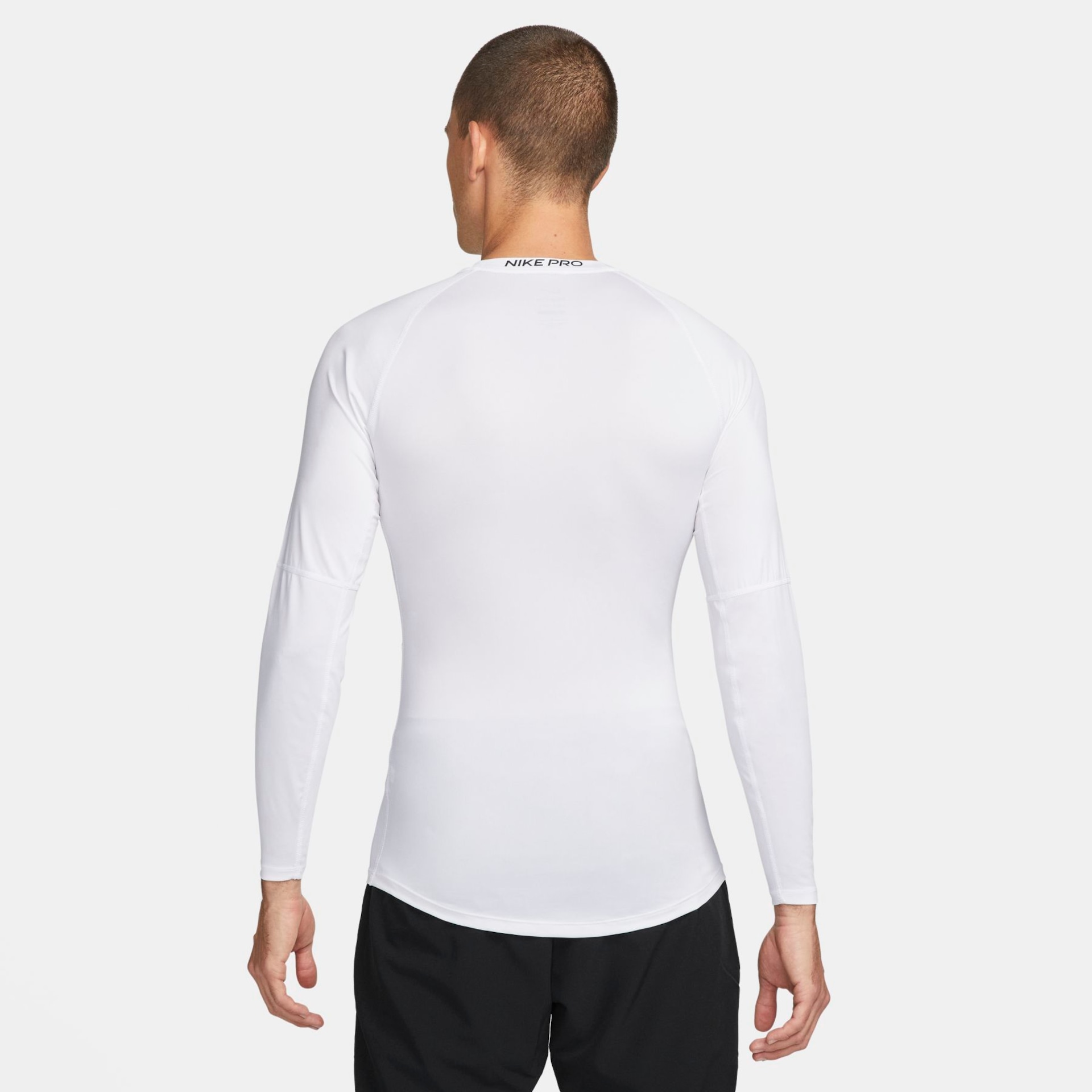 Camiseta Nike Pro Dri-FIT Masculina - Foto 2