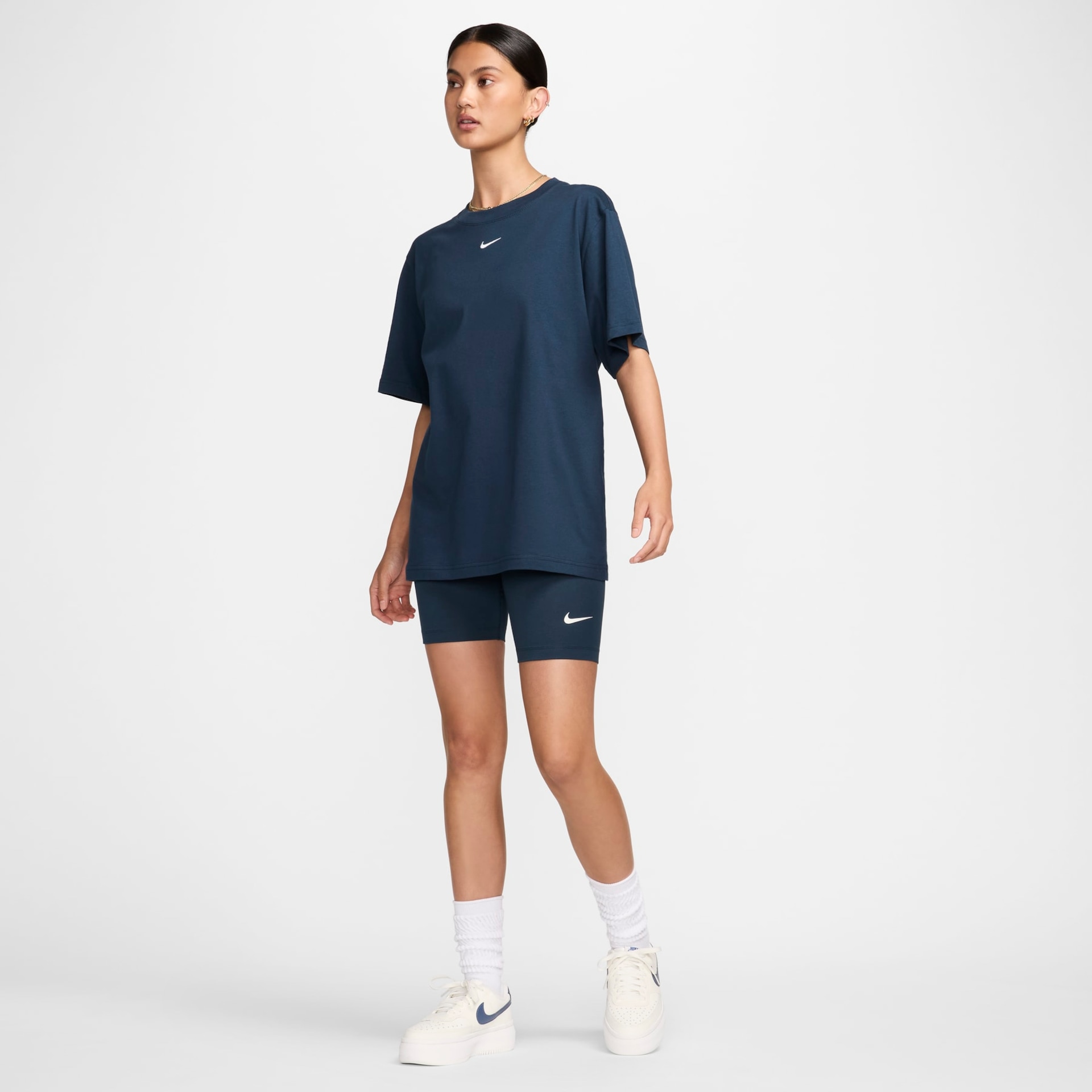 Shorts Nike Sportswear Classics Feminino - Foto 4