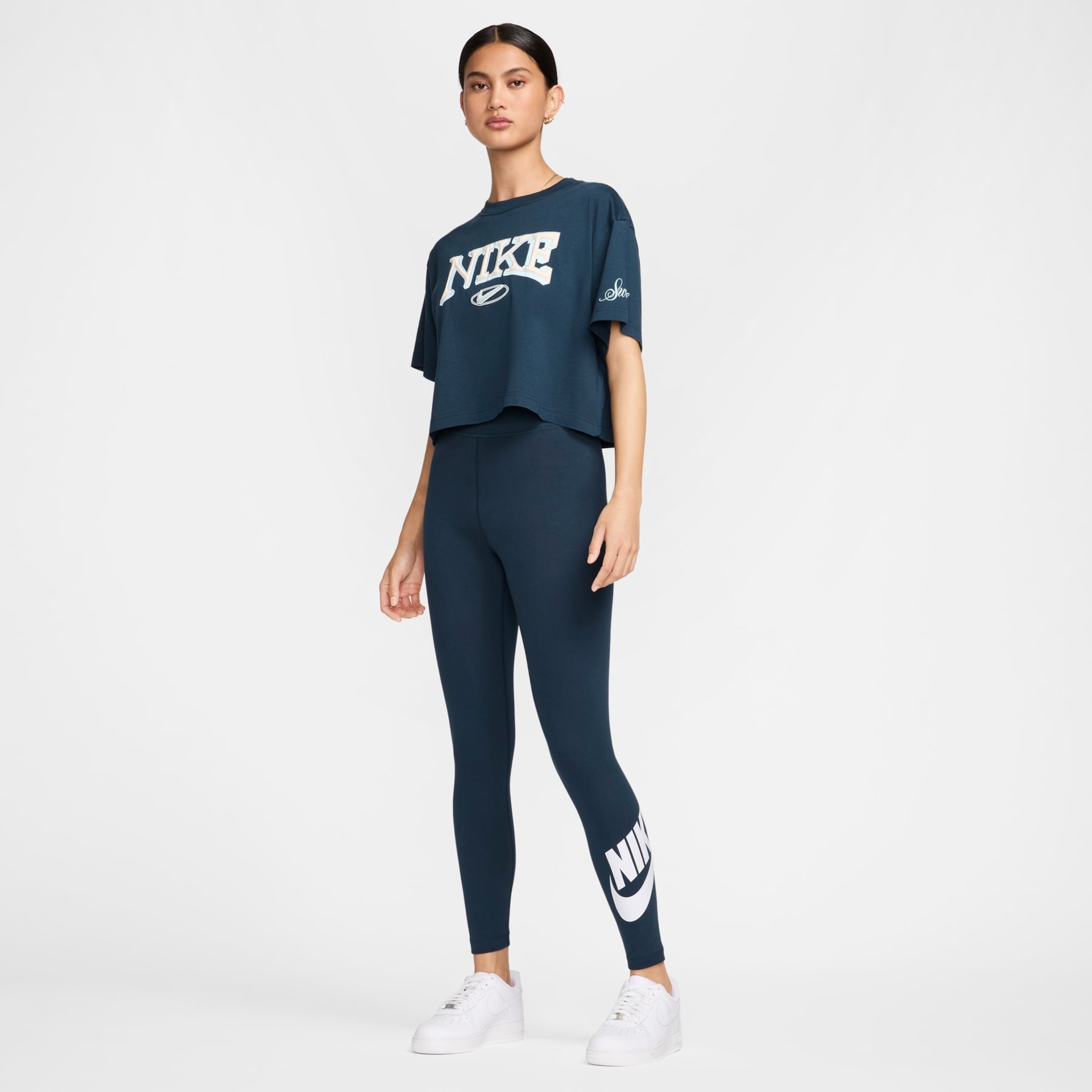 Legging Nike Sportswear Futura Feminina - Foto 4