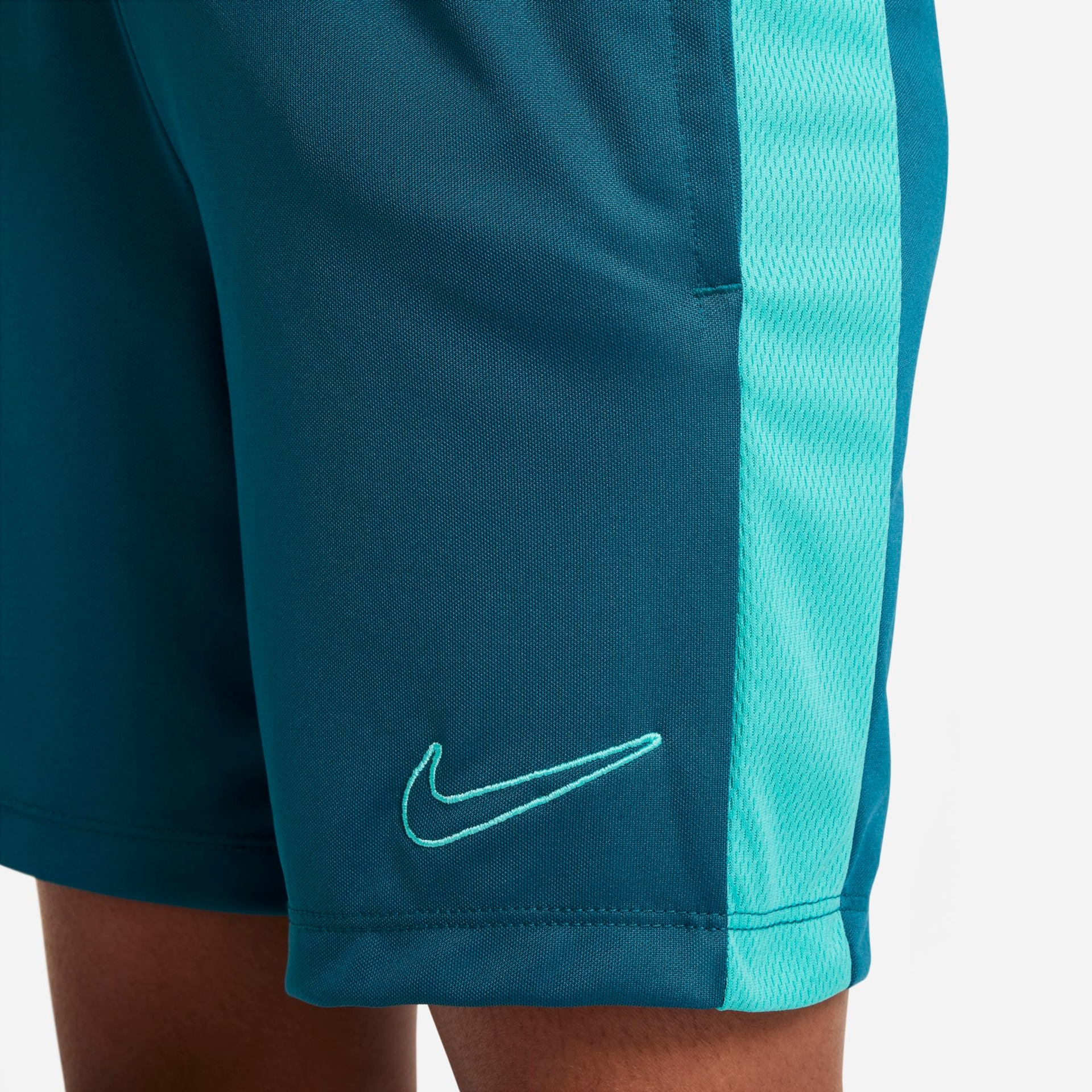 Shorts Nike Dri-FIT Trophy Infantil - Foto 6