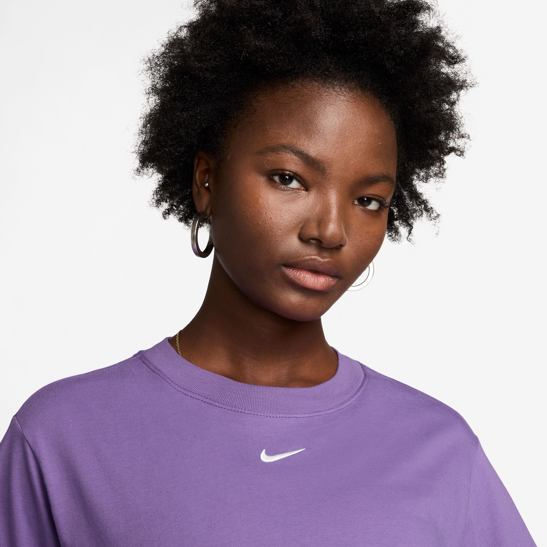 Camiseta Nike Sportswear Feminina - Foto 3