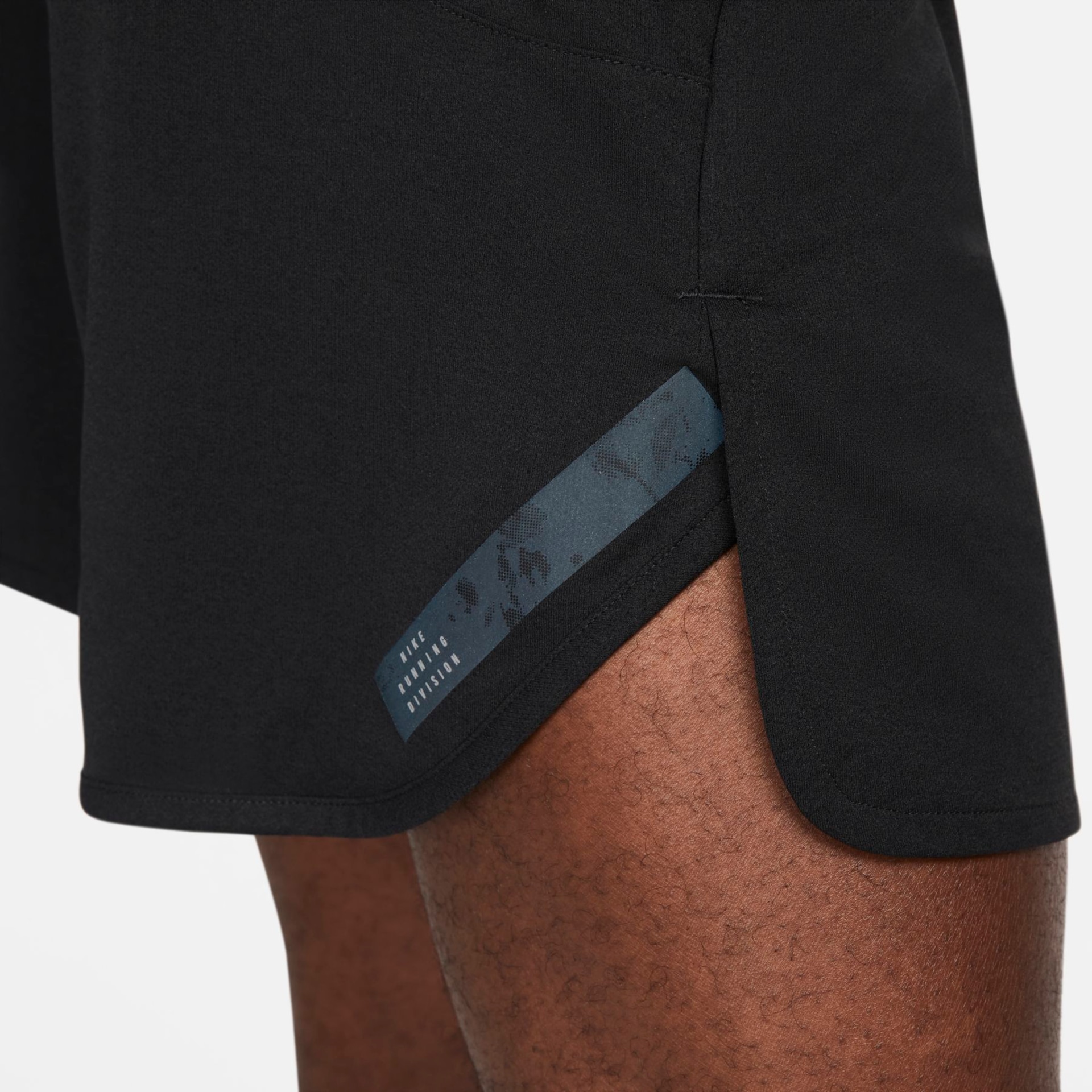 Shorts Nike Dri-FIT Run Stride Masculino - Foto 8