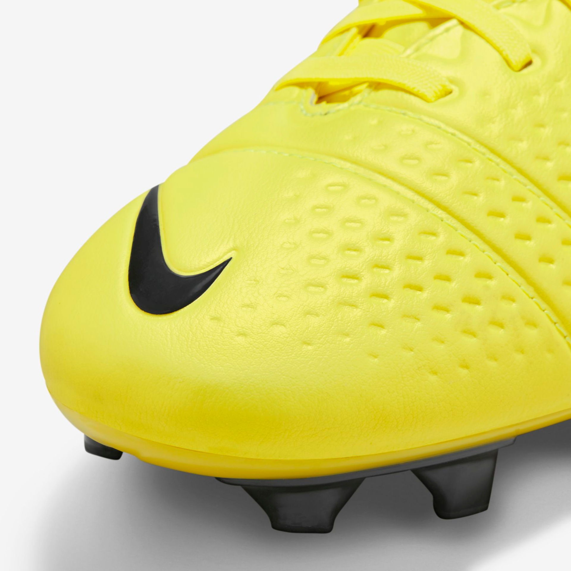 Chuteira Nike CTR360 Maestri III Campo - Foto 10