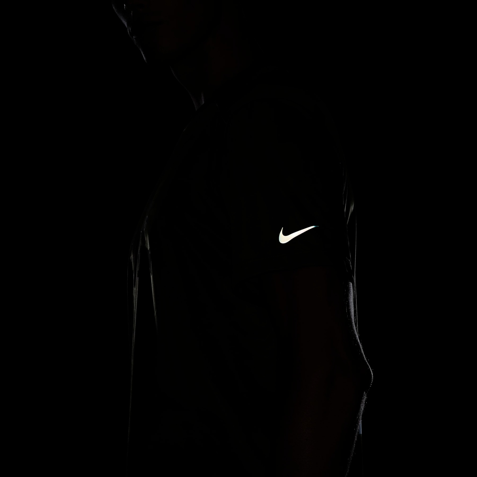 Camiseta Nike Run Division Rise 365 Masculina - Foto 7