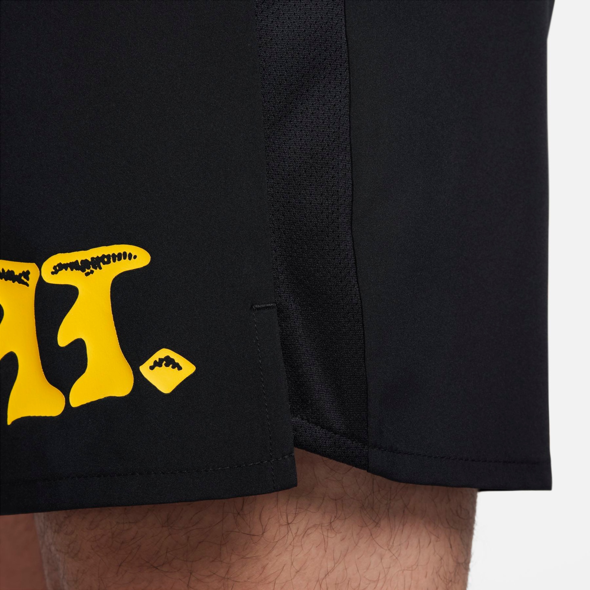 Shorts Nike Dri-FIT Challenger Masculino - Foto 6