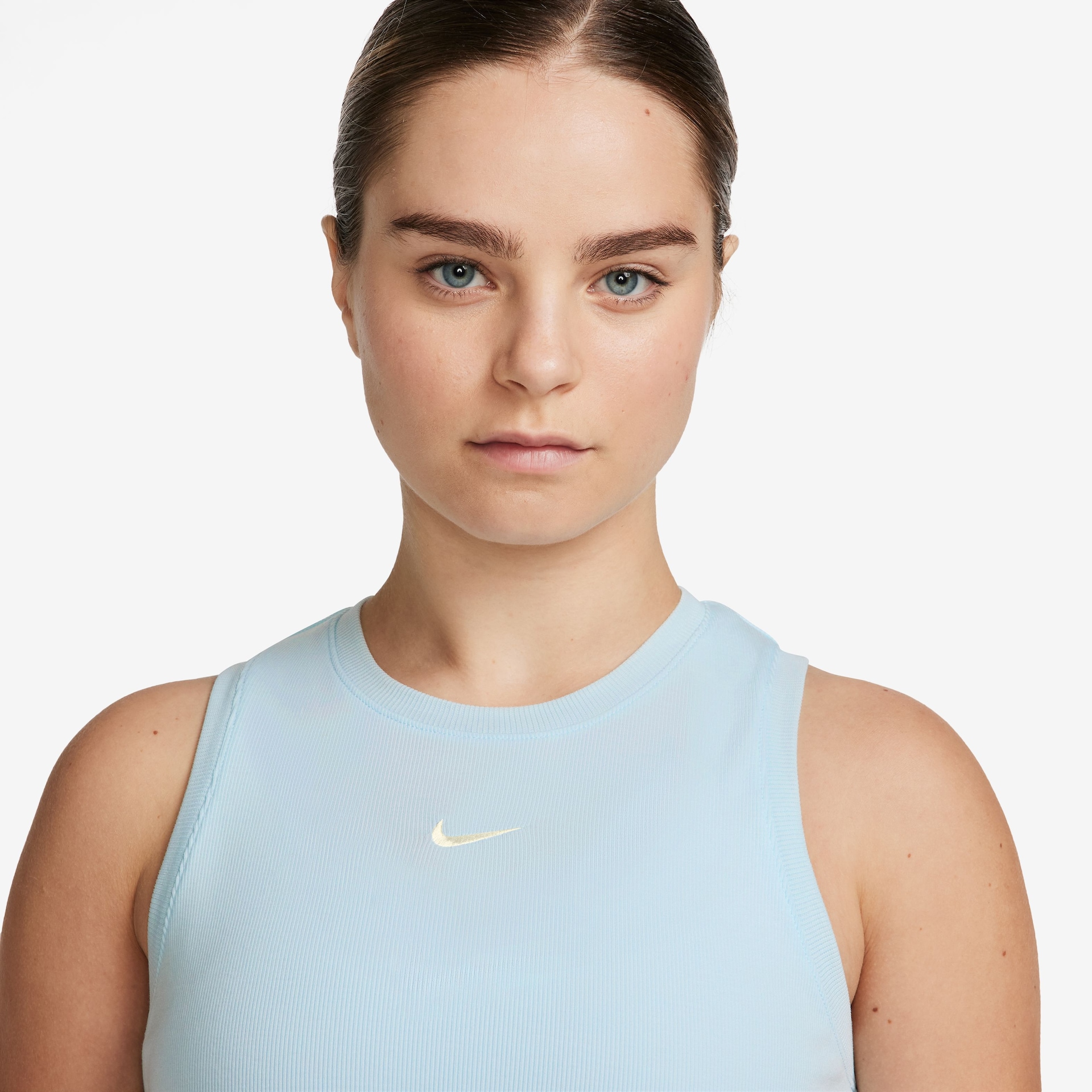 Regata Nike Sportswear Cropped Essentials Feminina - Foto 2