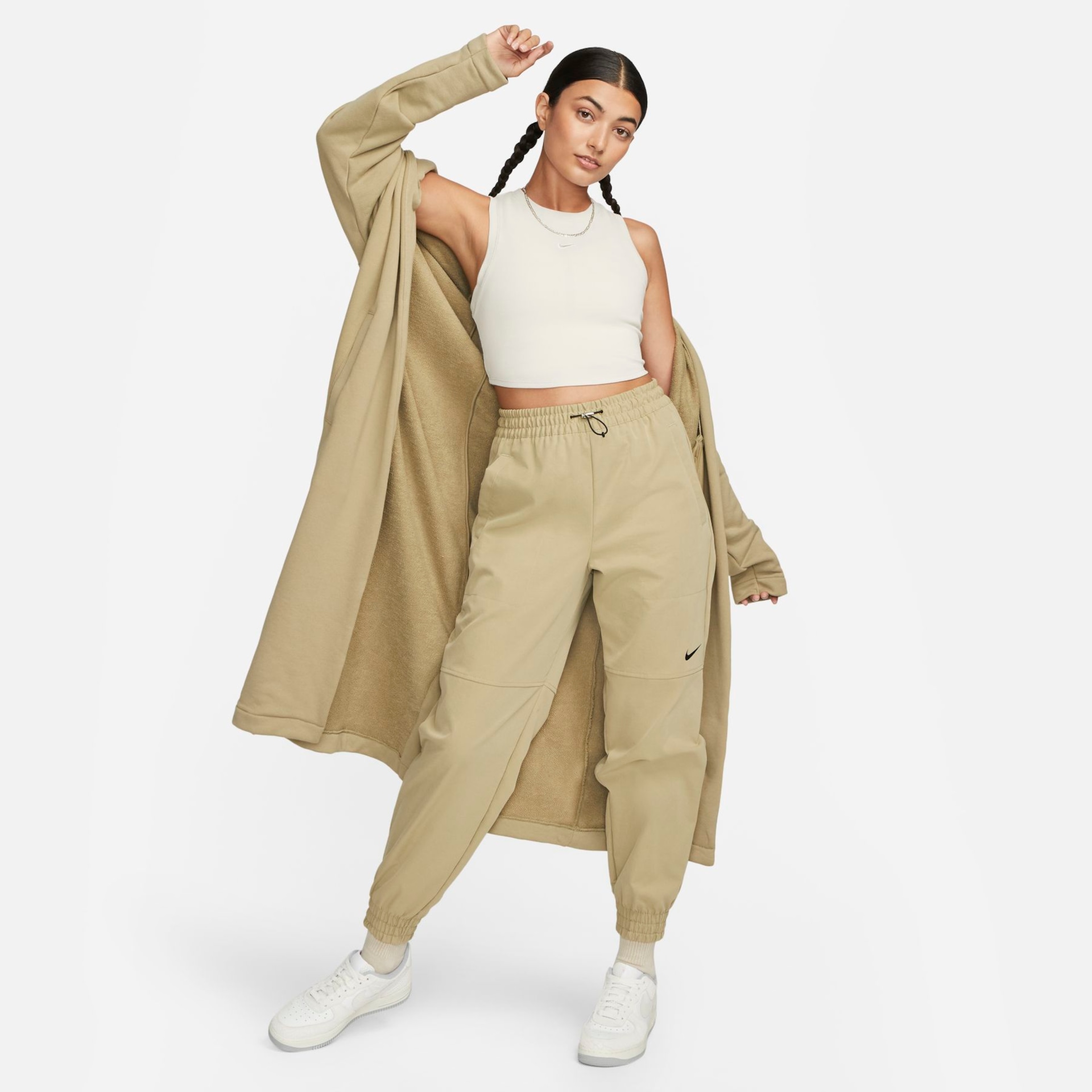 Regata Nike Sportswear Cropped Essentials Feminina - Foto 5