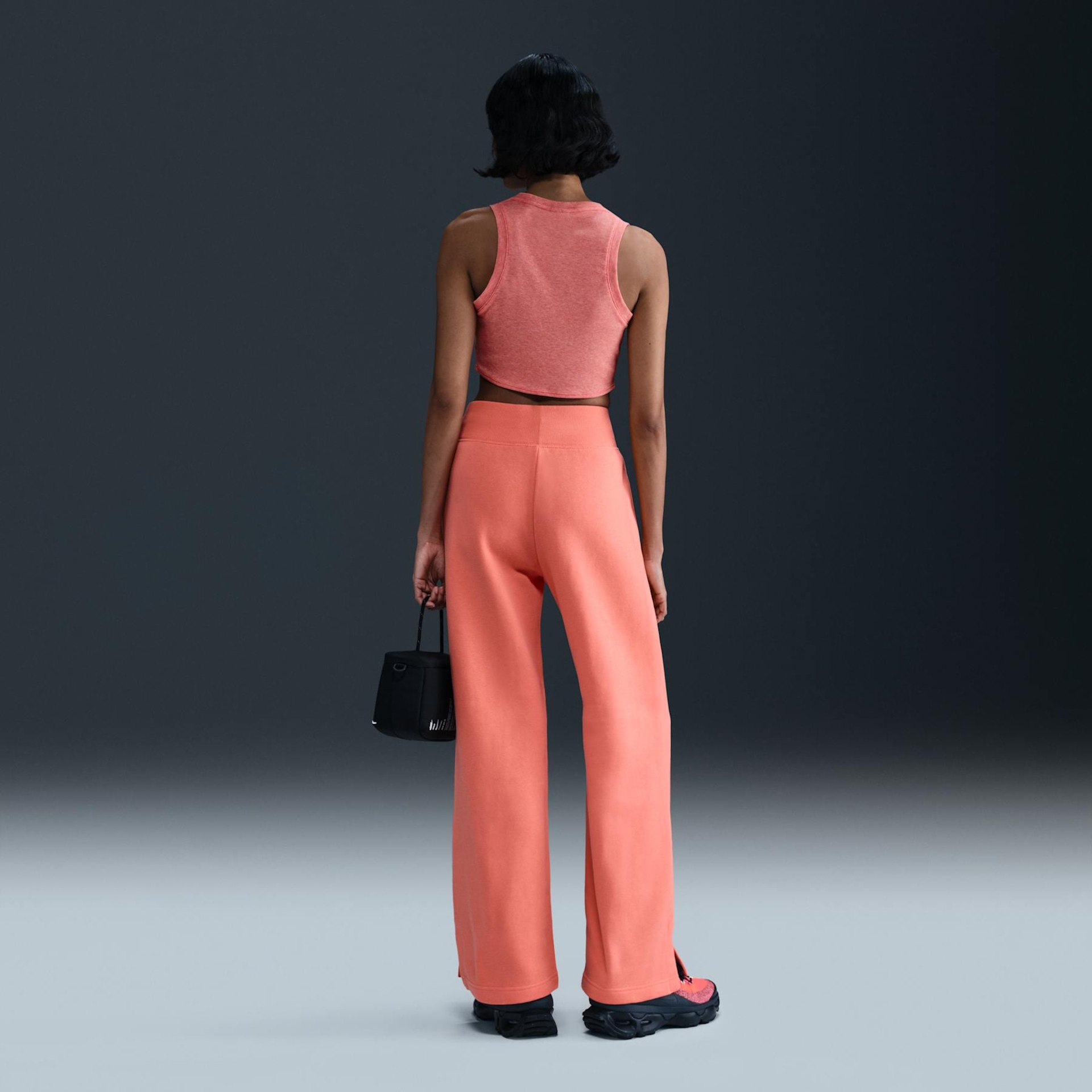 Regata Nike Sportswear Cropped Essentials Feminina - Foto 5