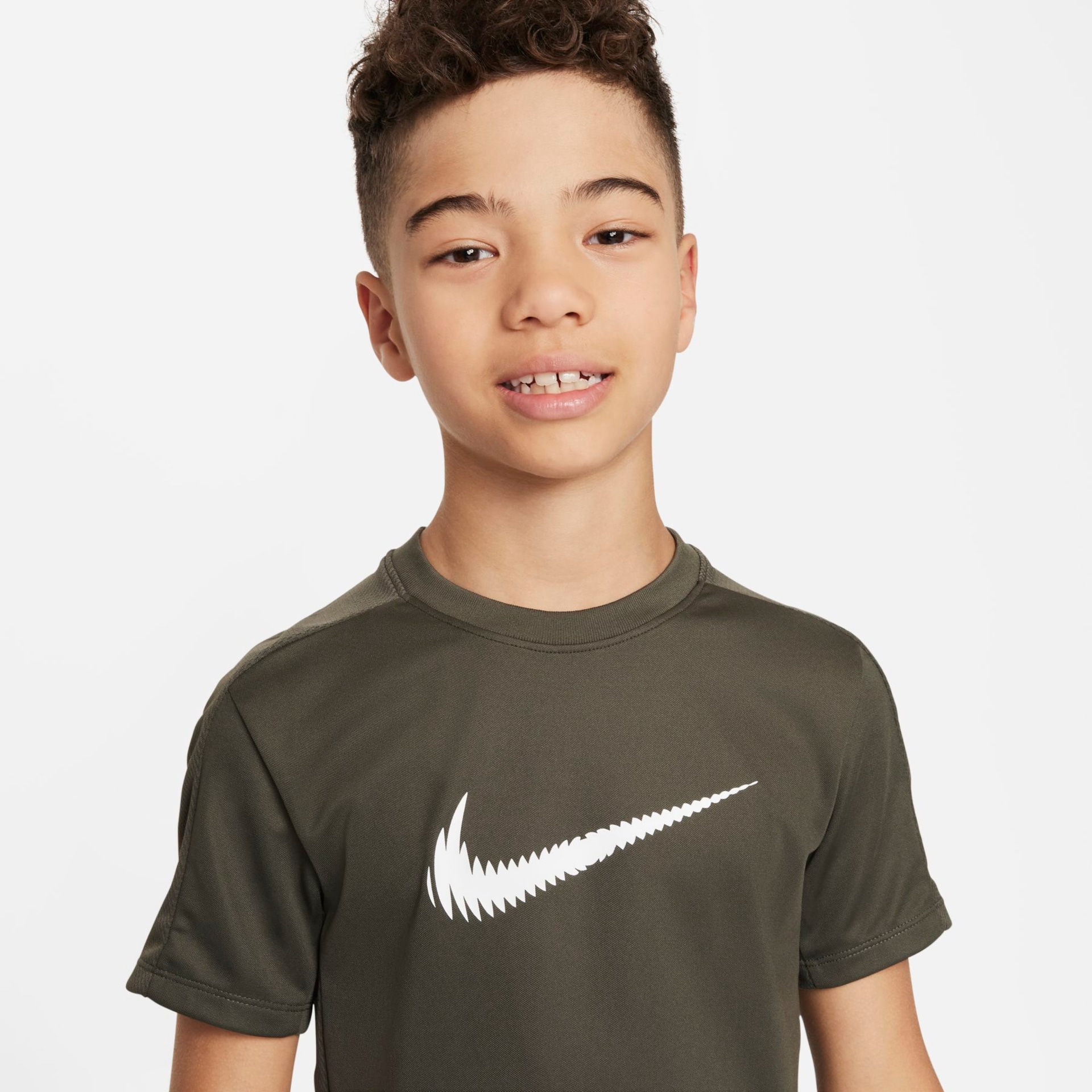 Camiseta Nike Dri-FIT Infantil - Foto 3