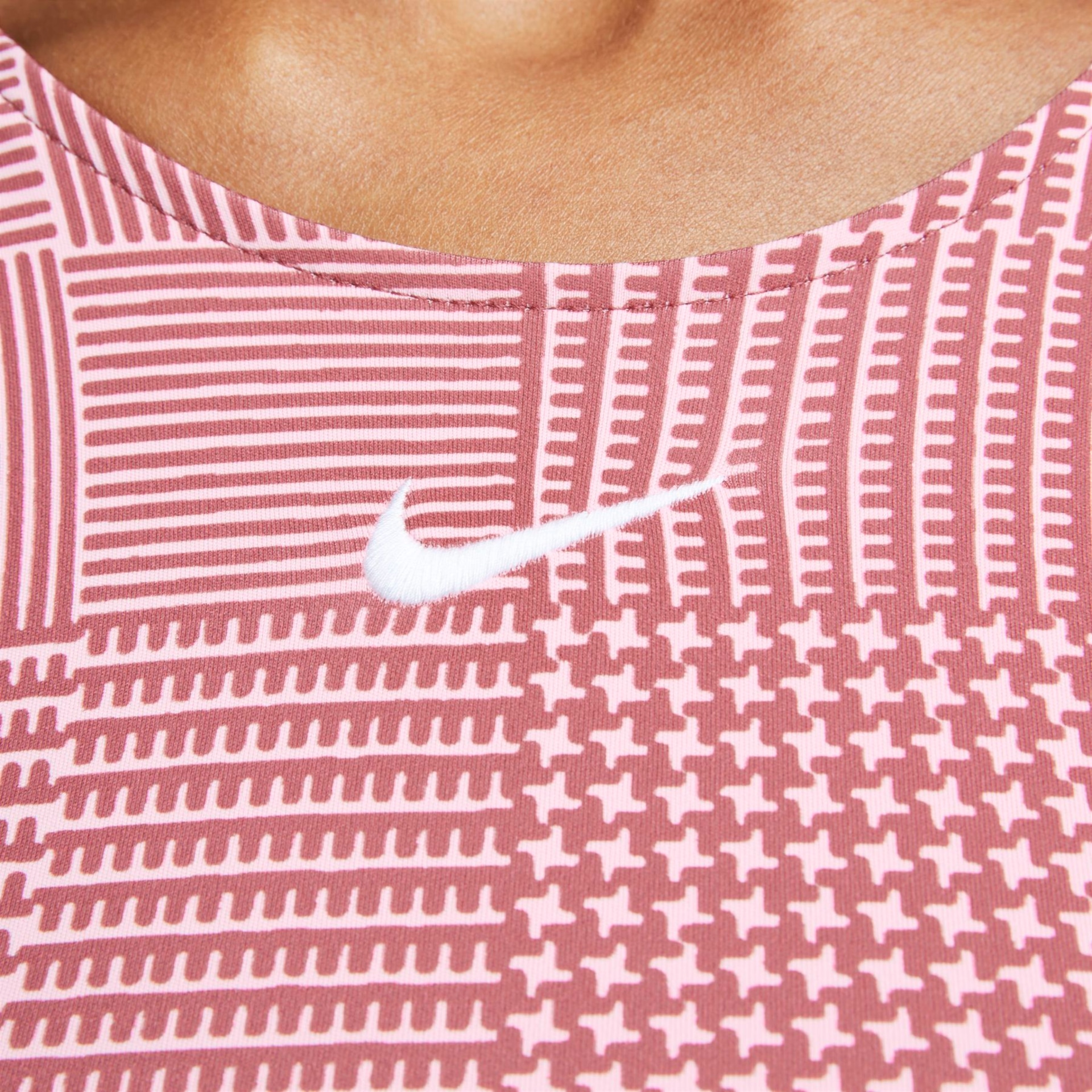 Regata Nike Yoga Dri-FIT Feminina - Foto 4