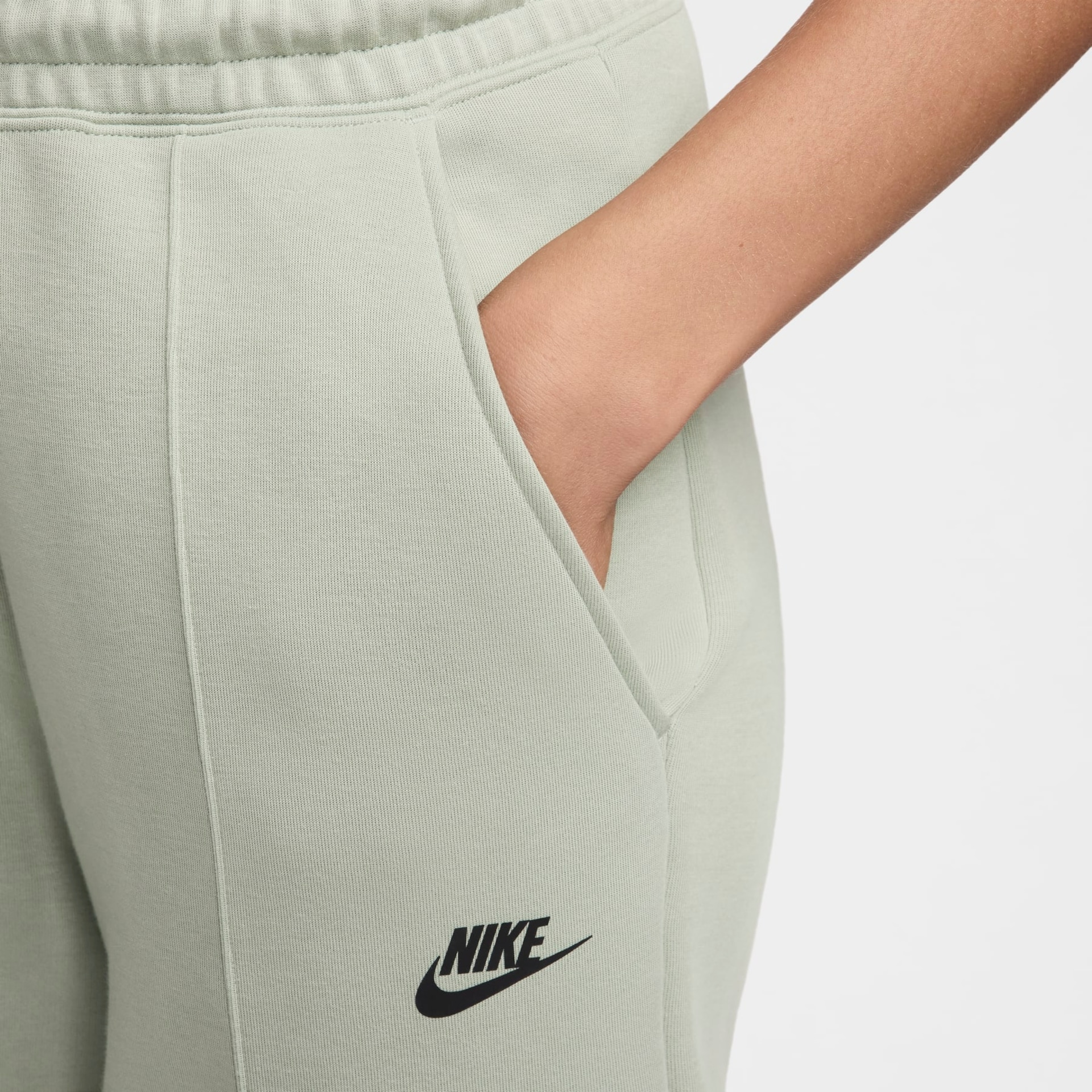 Calça Nike Sportswear Tech Fleece Feminina - Foto 3