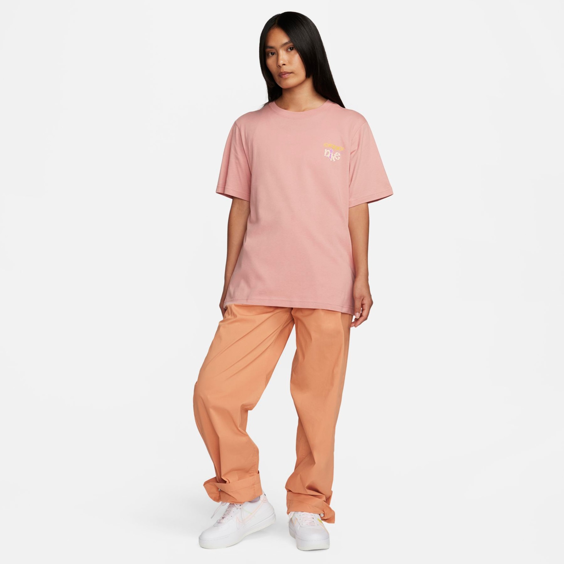 Camiseta Nike Sportswear Feminina - Foto 6