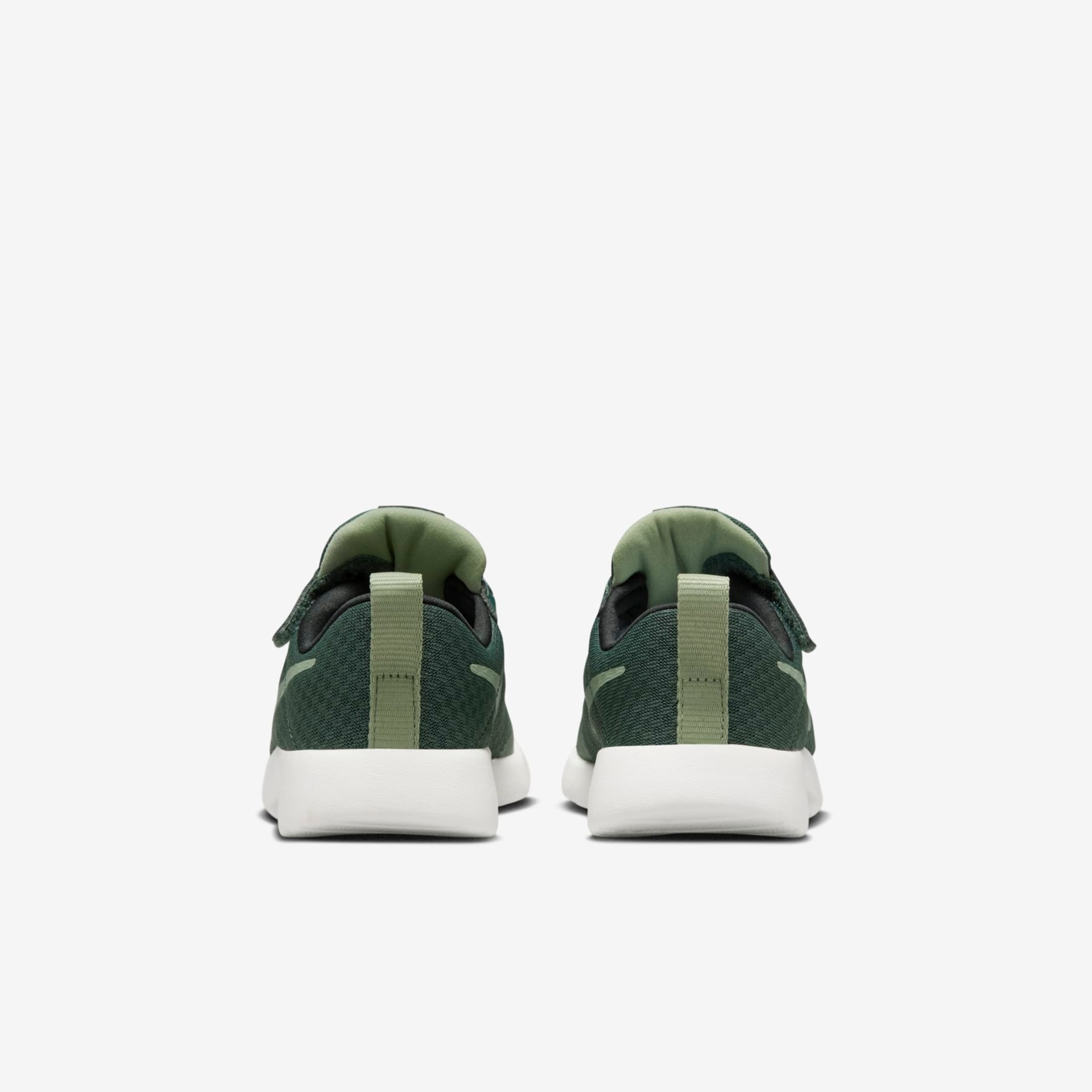 Tênis Nike Tanjun EasyOn Infantil - Foto 5