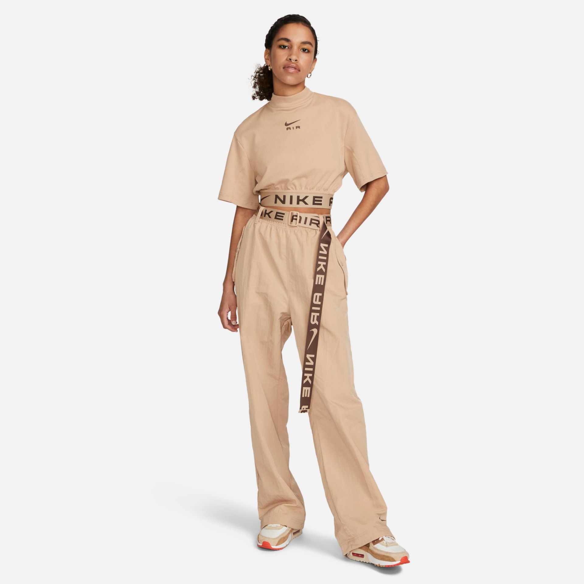 Camiseta Nike Cropped Air Feminina - Foto 6