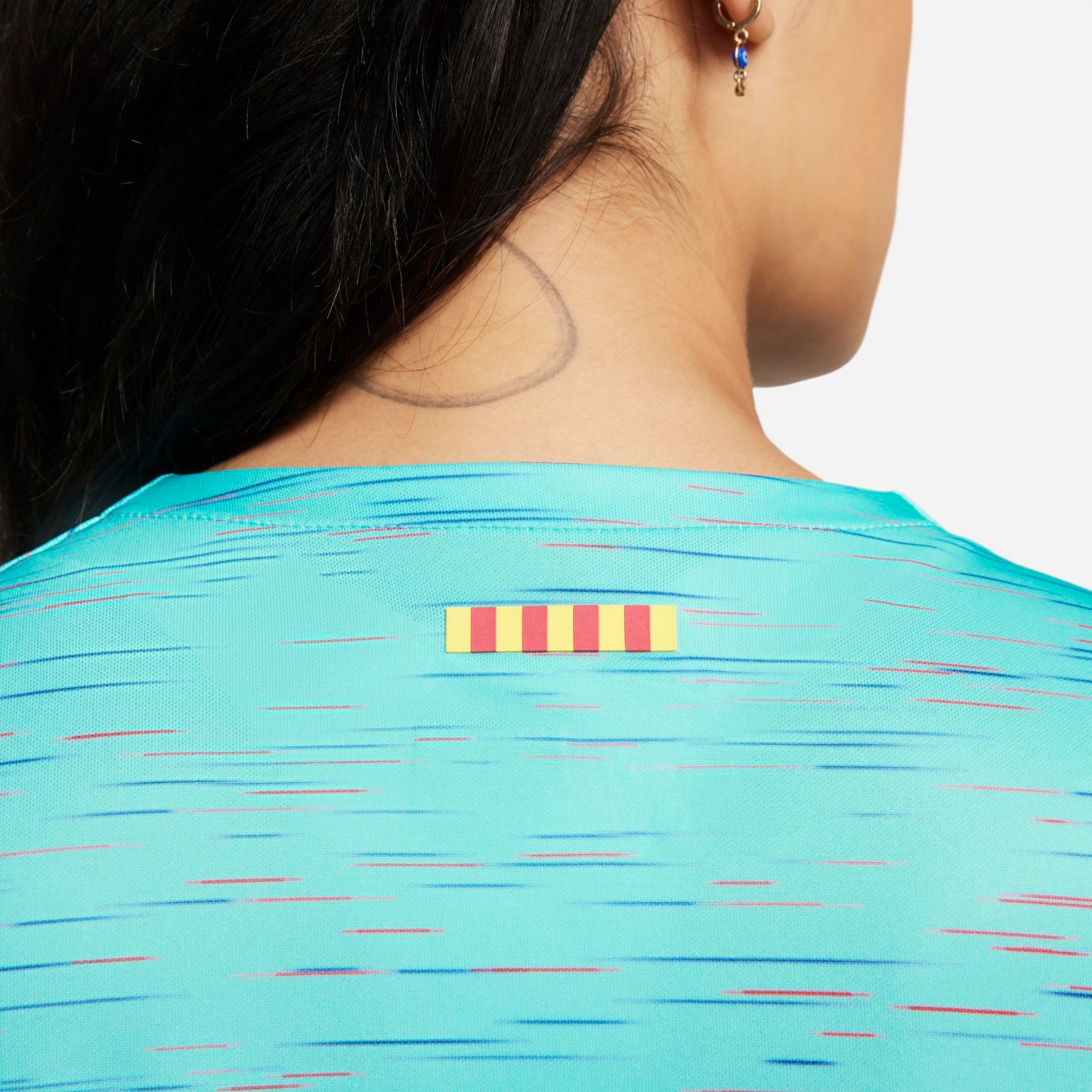 Camisa Nike Barcelona III 2023/24 Torcedora Pro Feminina - Foto 8