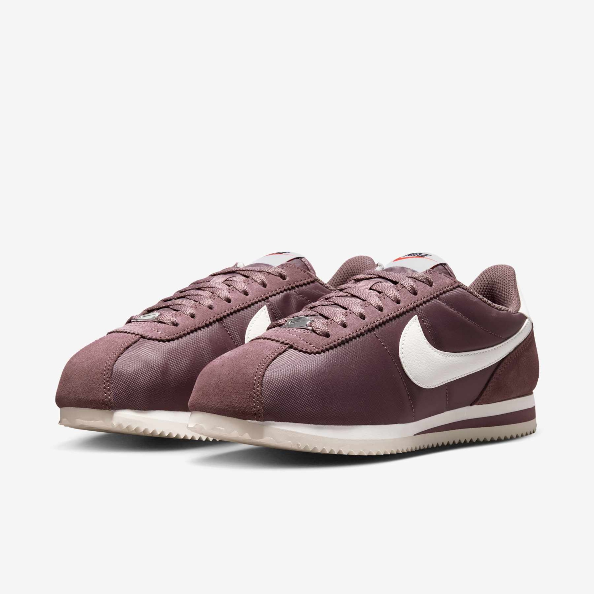 Tênis Nike Cortez Feminino - Foto 5