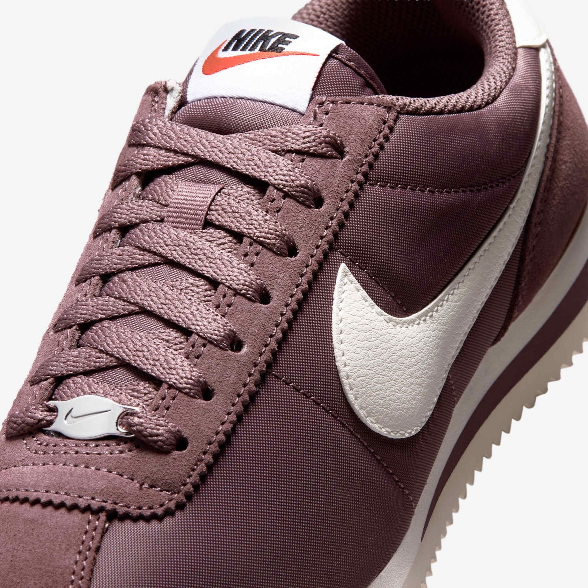 Tênis Nike Cortez Feminino - Foto 7